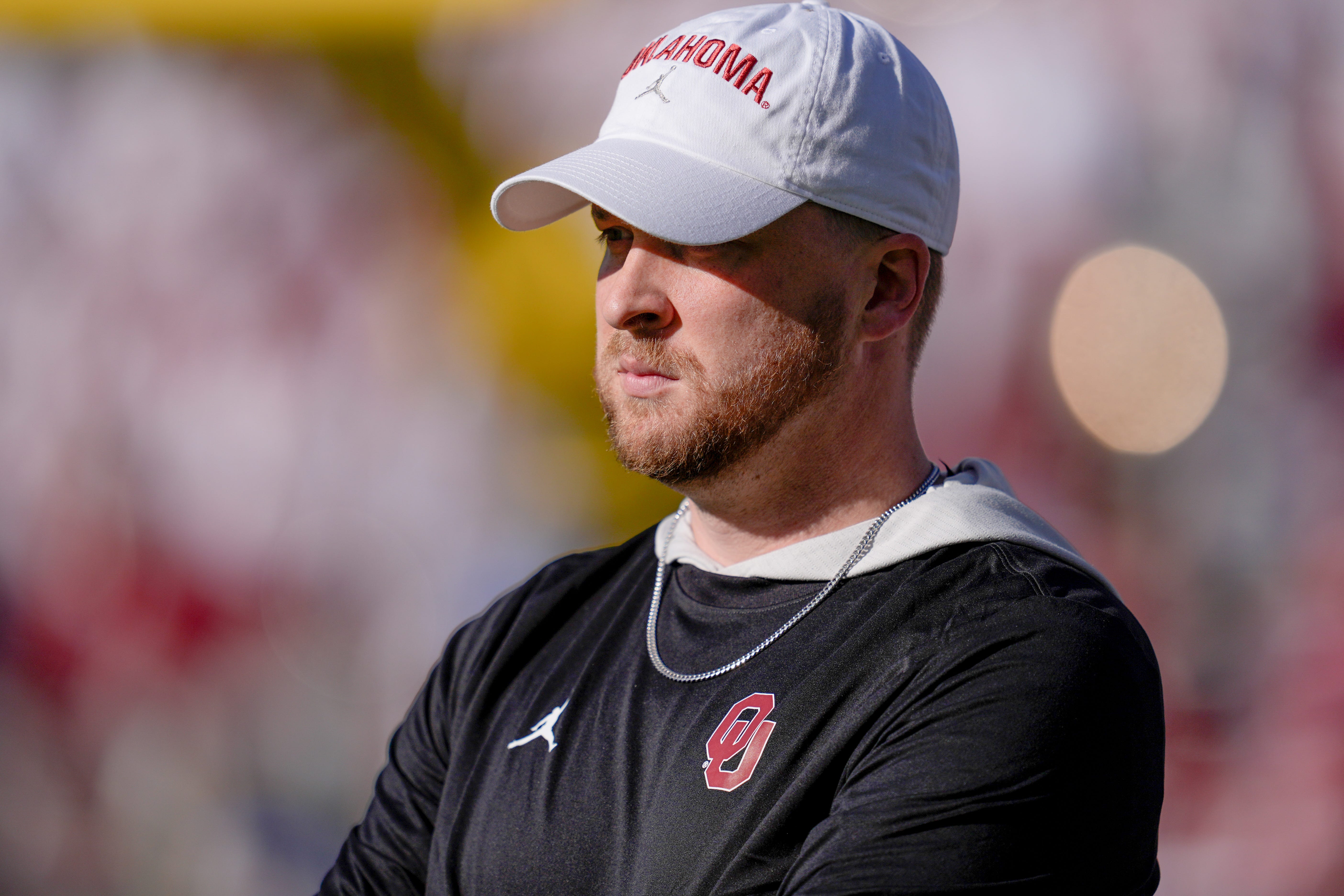 Oklahoma Sooners offensive coordinator Ben Arbuckle