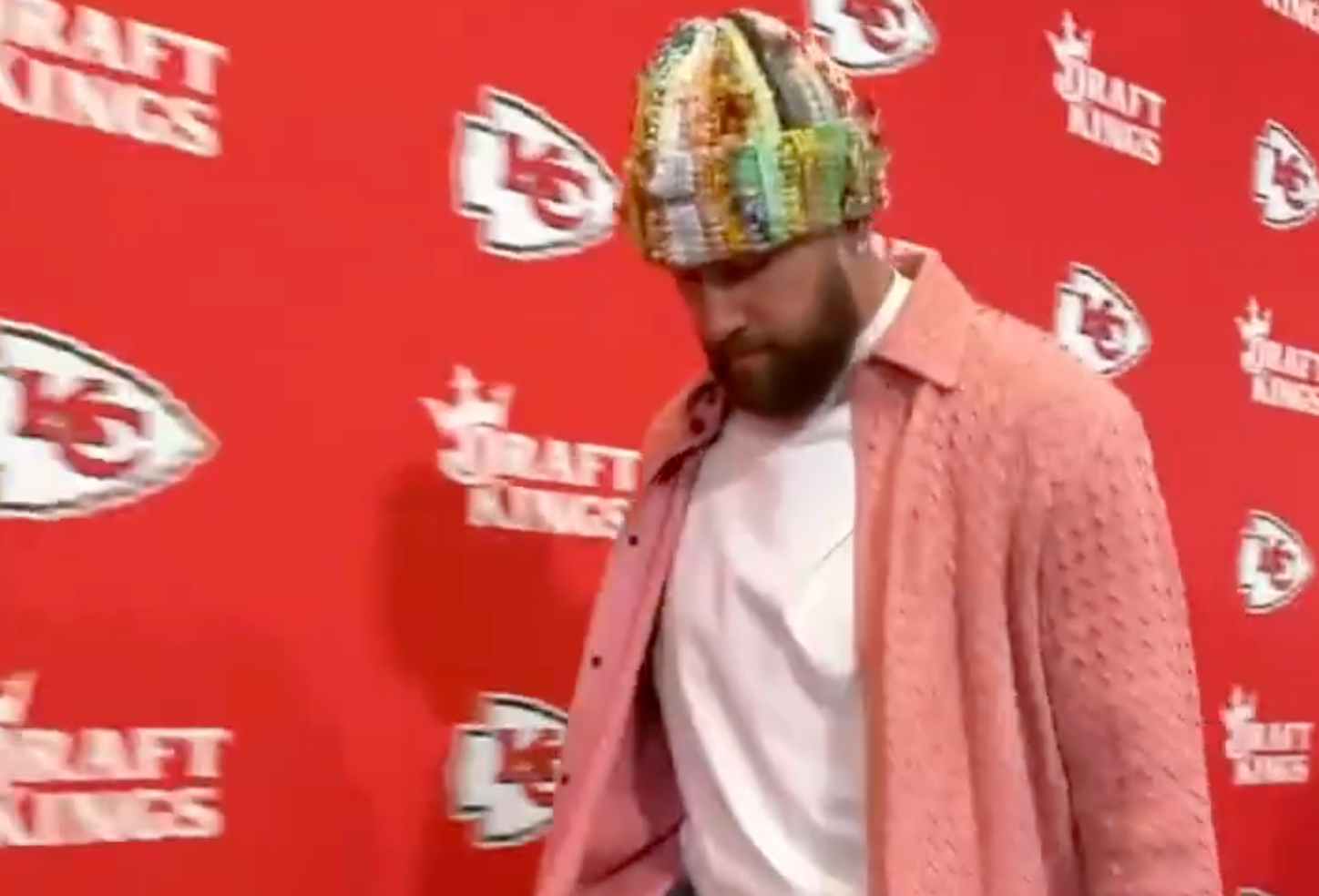 Travis Kelce arrives for the Kansas City Chiefs' Divisional Round matchup against the Houston Texans.