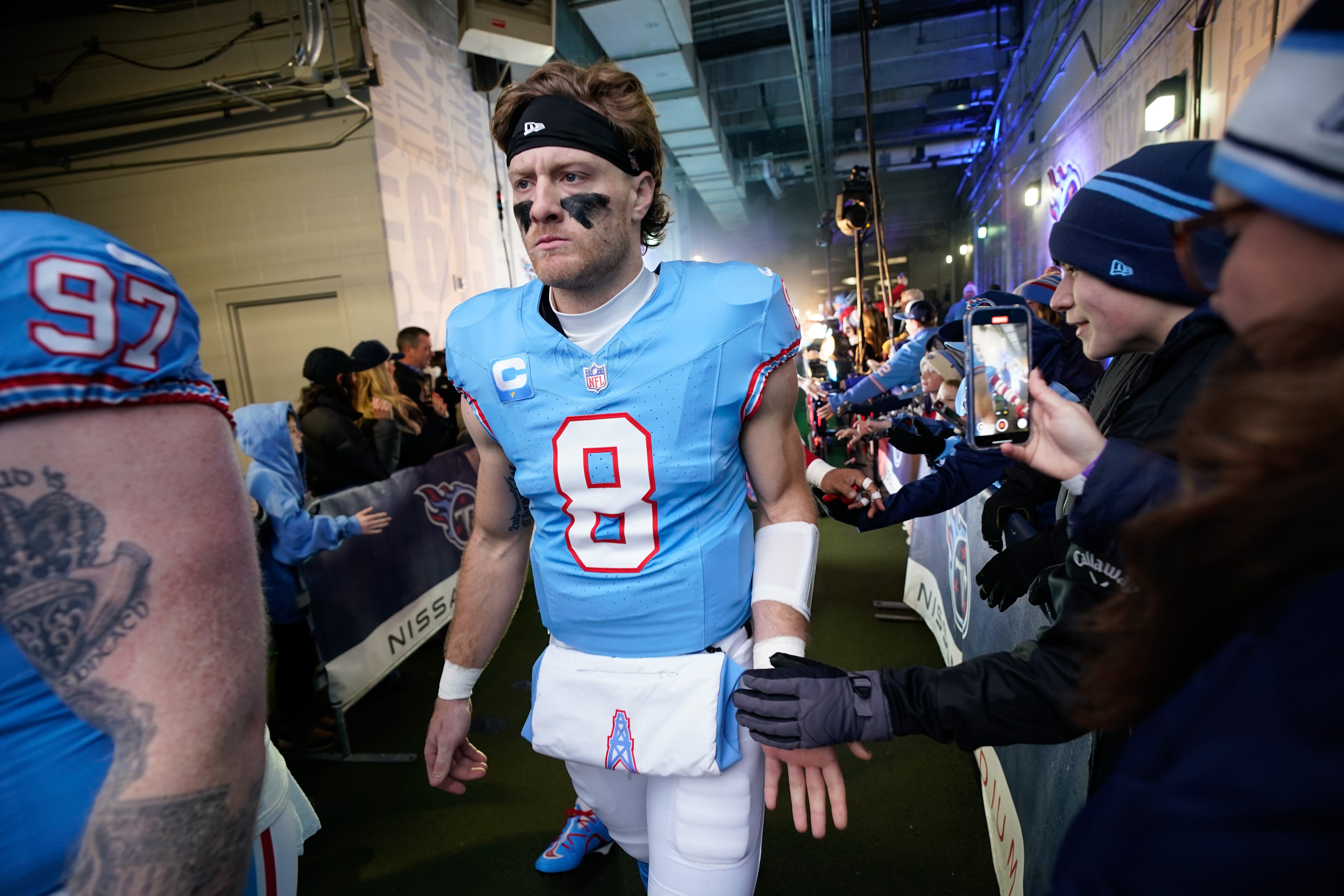 Tennessee Titans quarterback Will Levis (8) prepares to take the field before the game against the Houston Texans at Nissan Stadium in Nashville, Tenn., Sunday, Jan. 5, 2025 Andrew Nelles / The Tennessean-USA TODAY NETWORK via Imagn Images