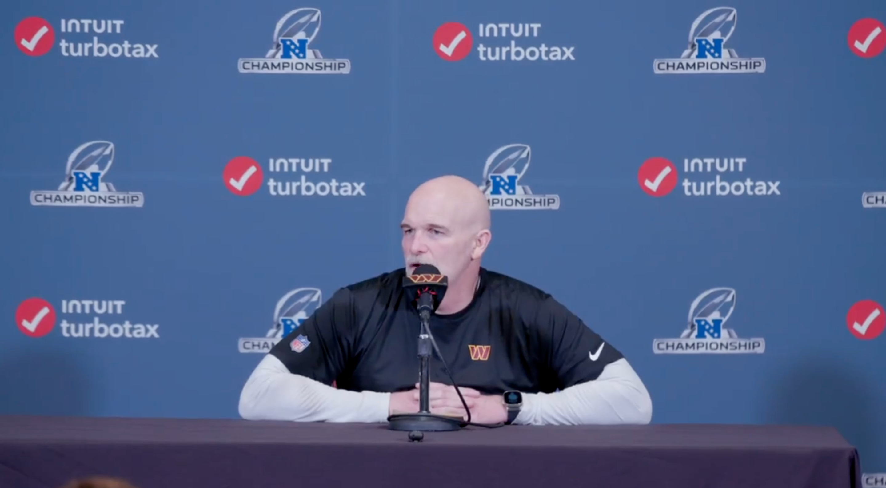 Dan Quinn talks to reporters ahead of the Commanders' matchup against the Eagles in the NFC Championship Game.