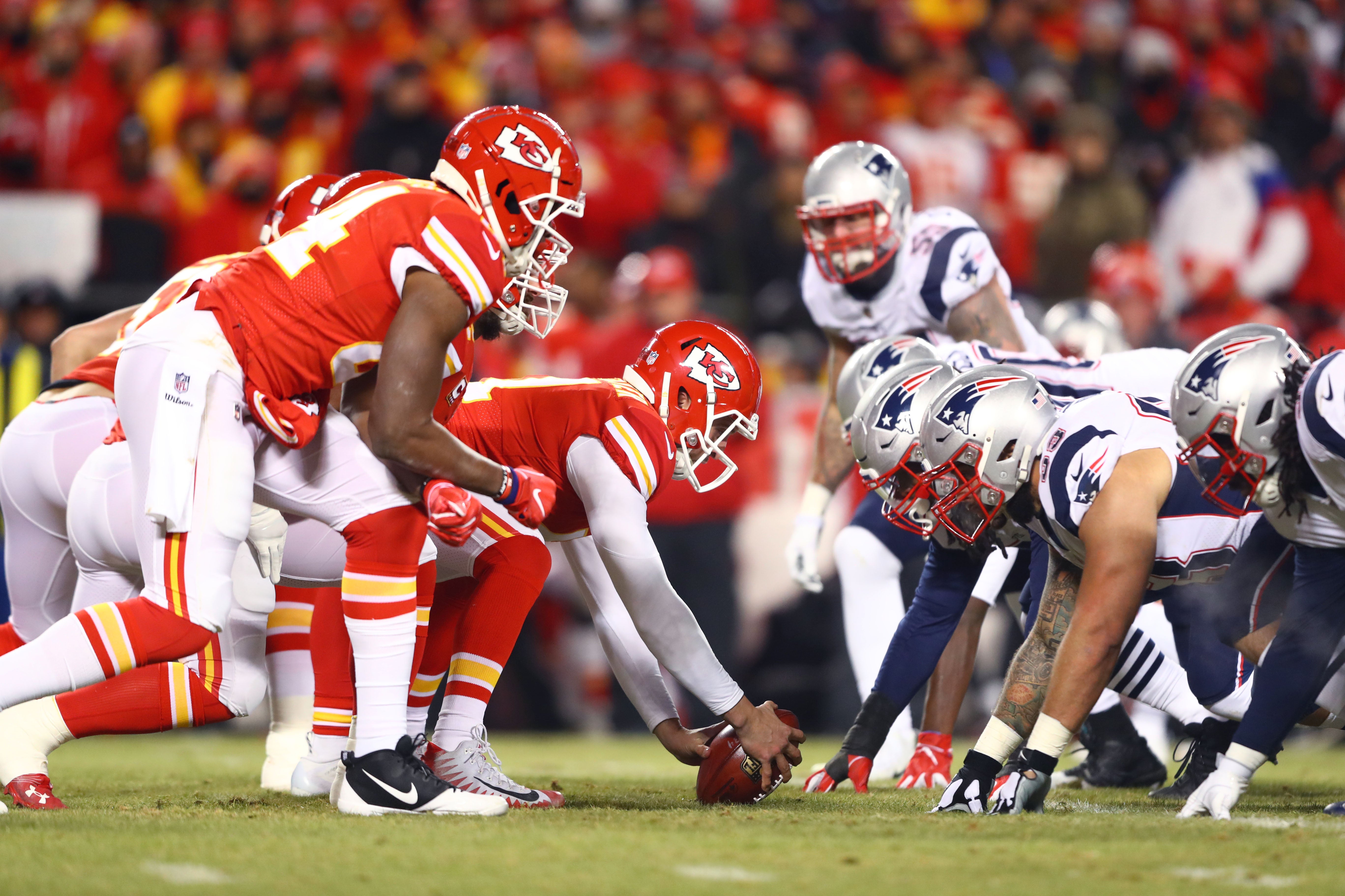 Jan 20, 2019; Kansas City, MO, USA; General view down the line of scrimmage as Kansas City Chiefs long snapper James Winchester (41) prepares to snap the ball against the New England Patriots during the AFC championship game at Arrowhead Stadium.