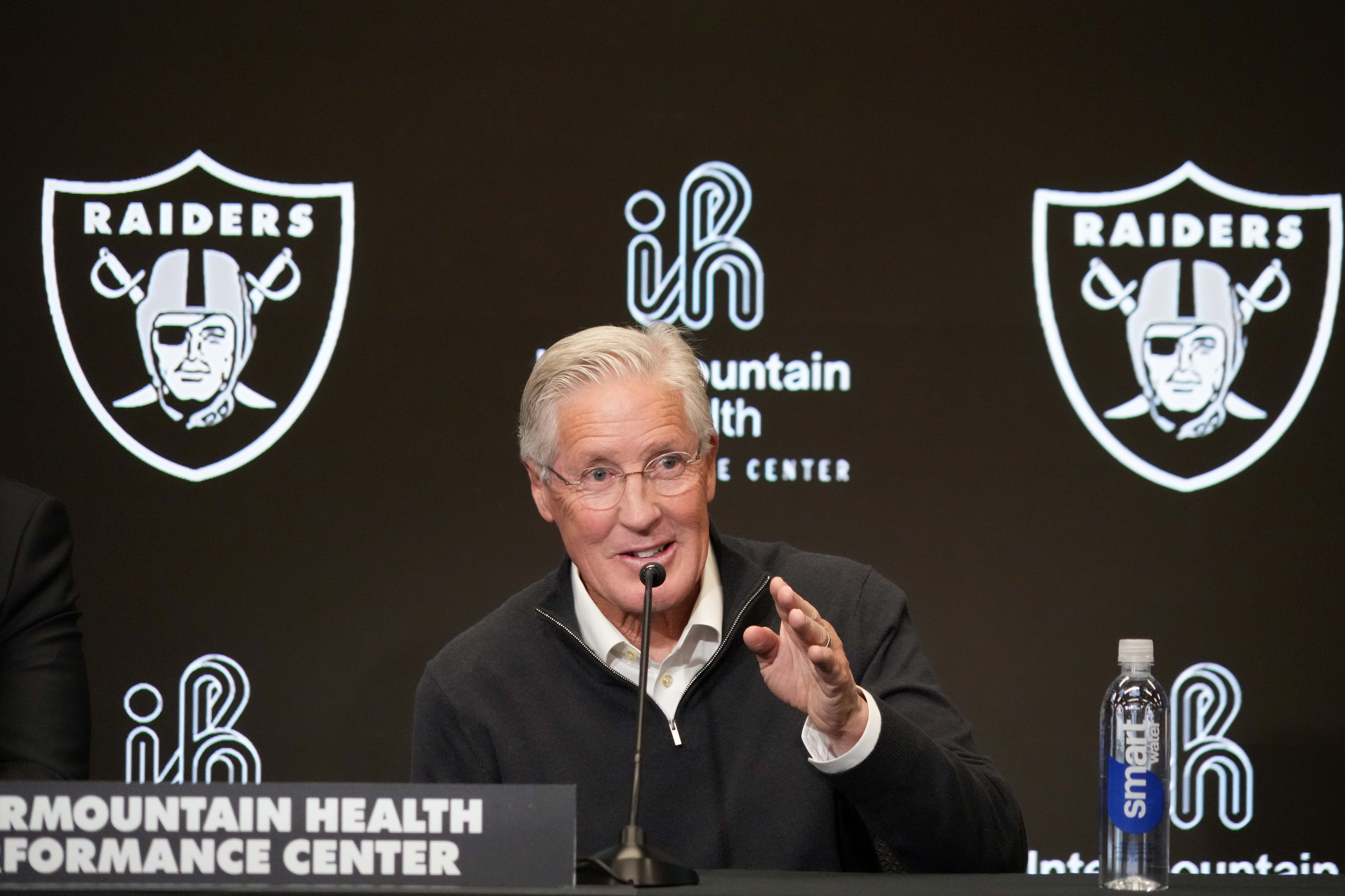 Las Vegas Raiders head coach Pete Carroll