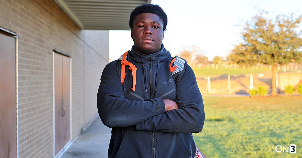 Notre Dame 2026 OT target Felix Ojo