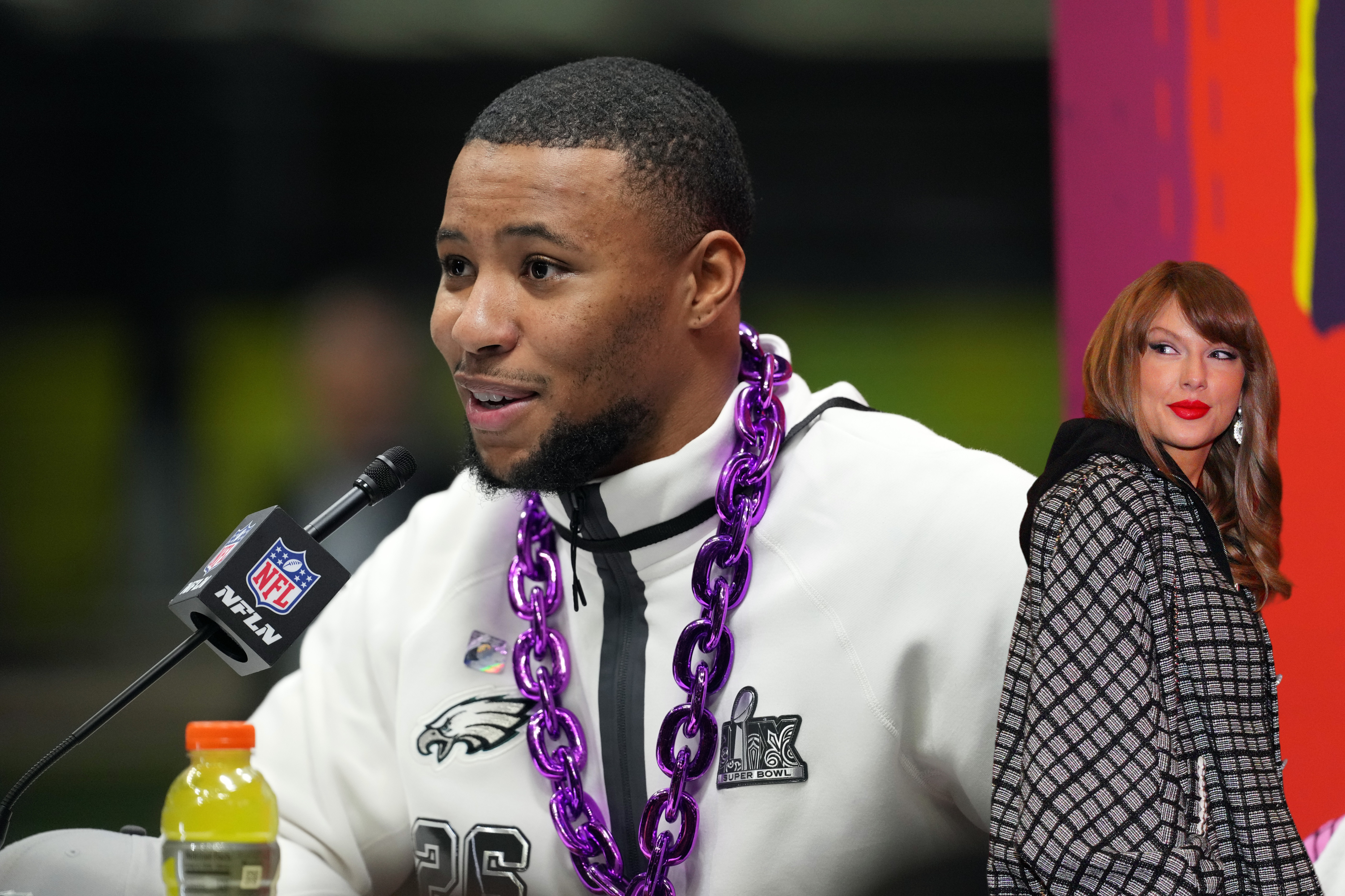 Saquon Barkley tries to convert Swifties to be Eagles fans.