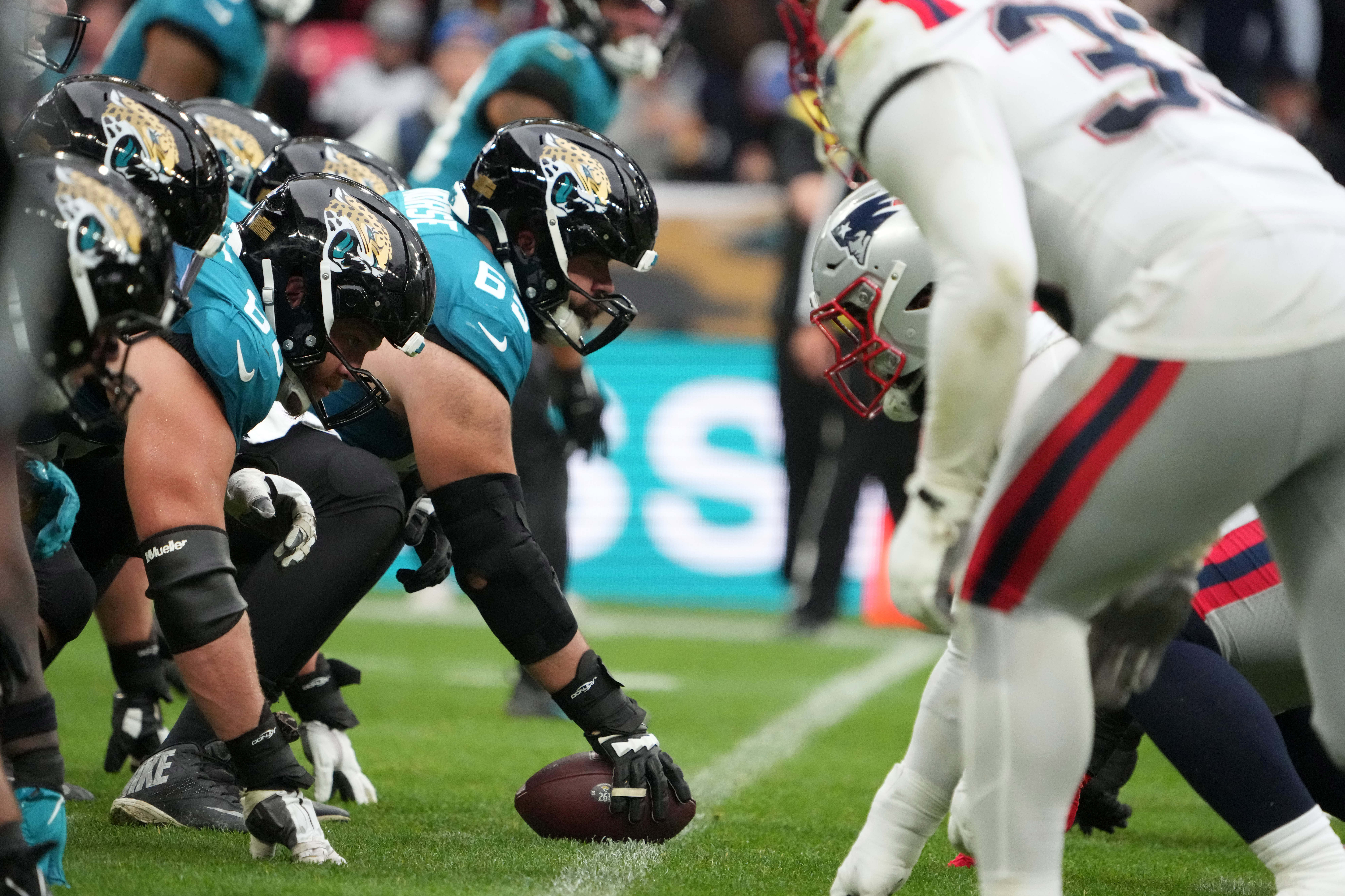 Jacksonville Jaguars center Mitch Morse