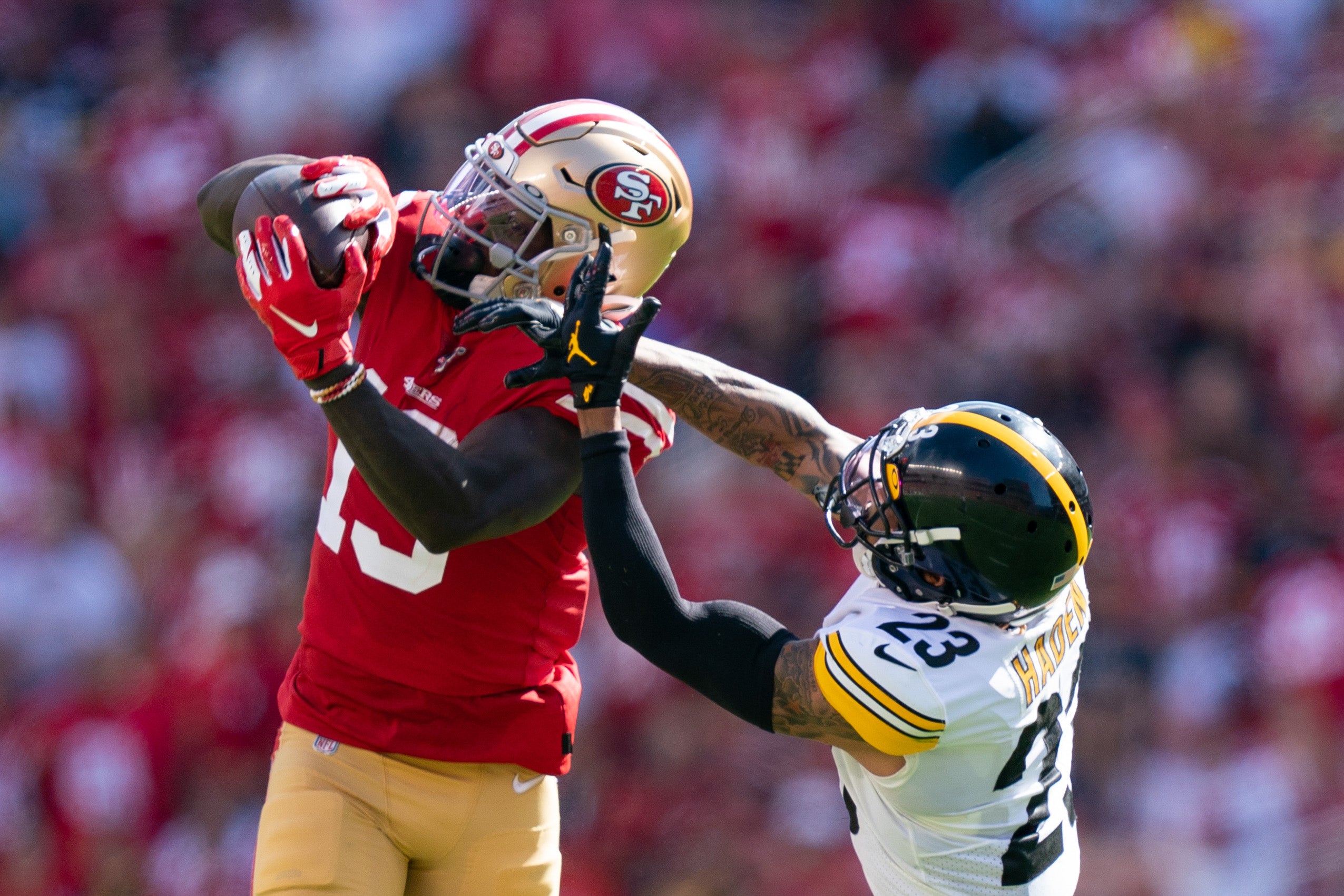 Sep 10, 2023; Pittsburgh, Pennsylvania, USA;San Francisco 49ers wide receiver Deebo Samuel (19) makes a catch against the Pittsburgh Steelers during the first half at Acrisure Stadium.