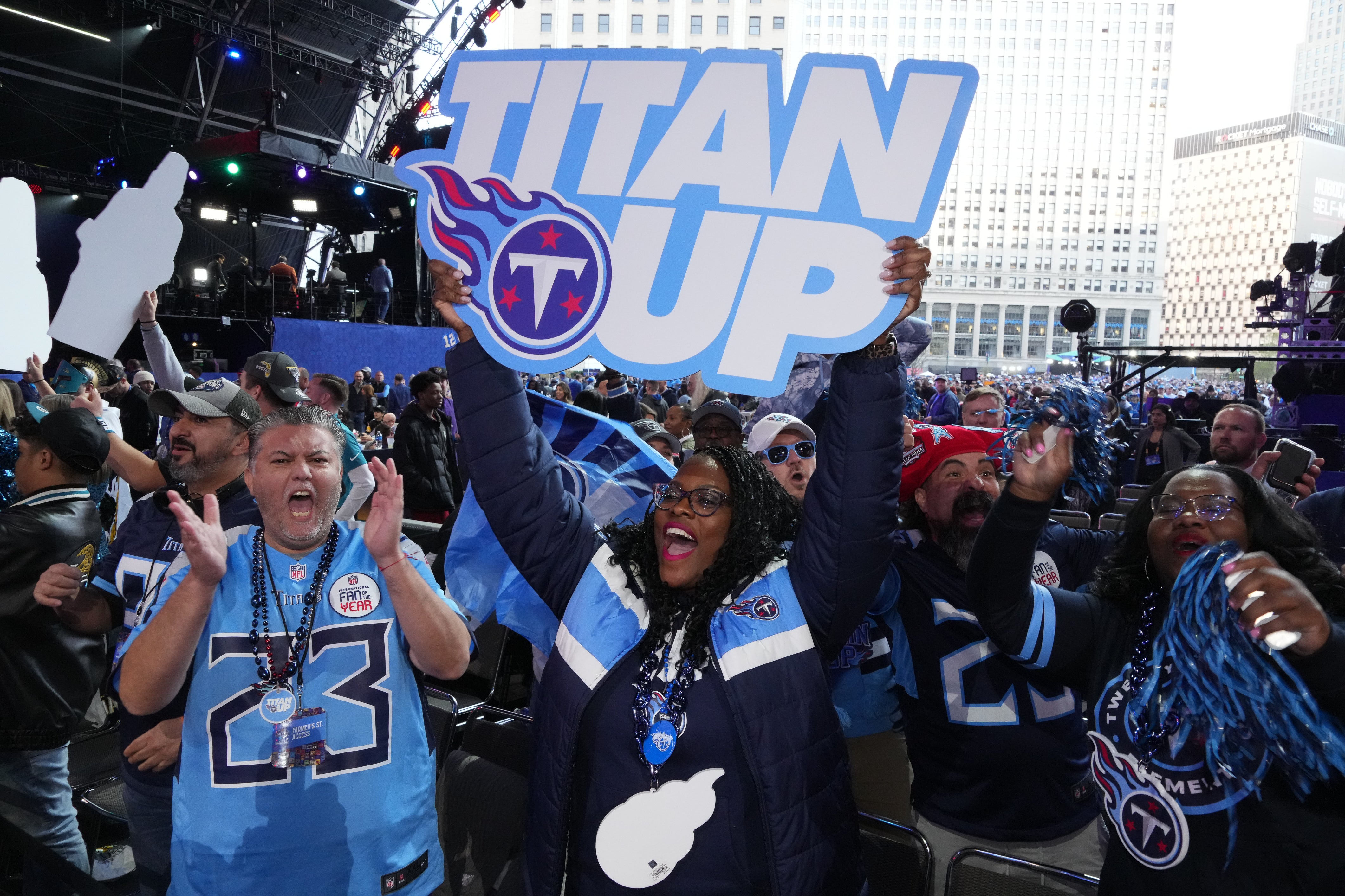 Tennessee Titans fans cheer during the 2024 NFL Draft at Campus Martius Park and Hart Plaza. Kirby Lee-Imagn Images