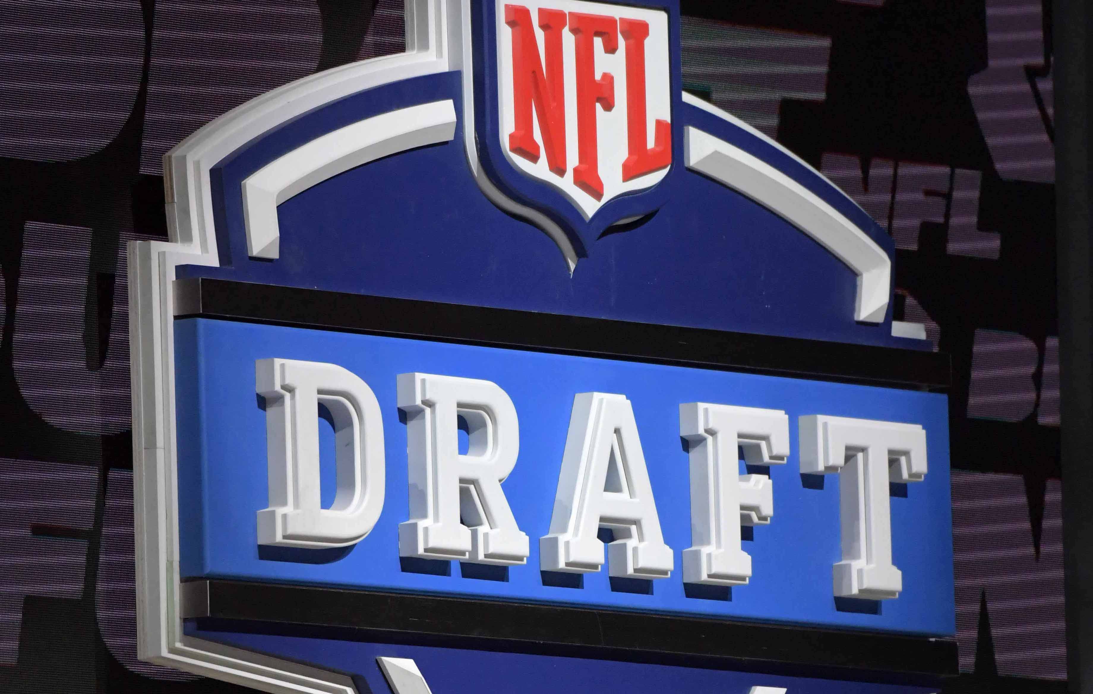 General view of the 2017 NFL Draft logo at the Philadelphia Museum of Art. Kirby Lee-Imagn Images