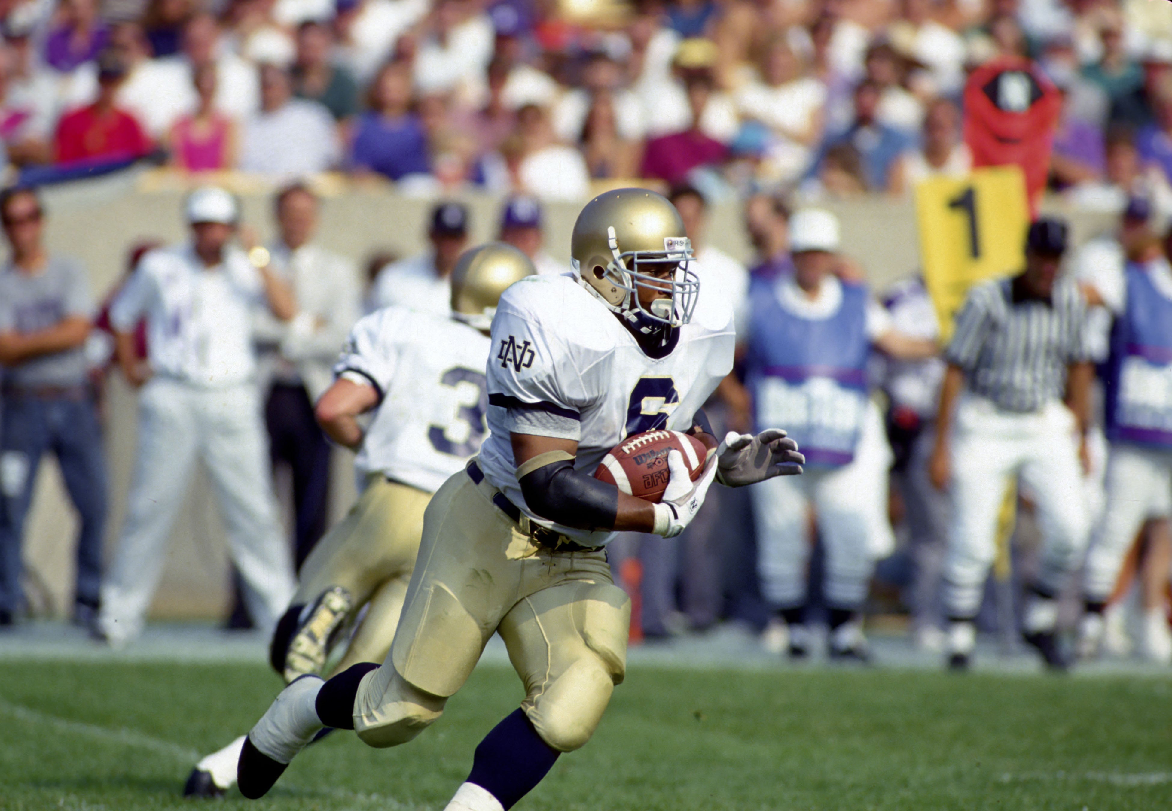 Sep 1992; Chicago, IL, USA; FILE PHOTO; Notre Dame Fighting Irish runningback (6) Jerome Bettis in action against Northwestern at Soldier Field. 