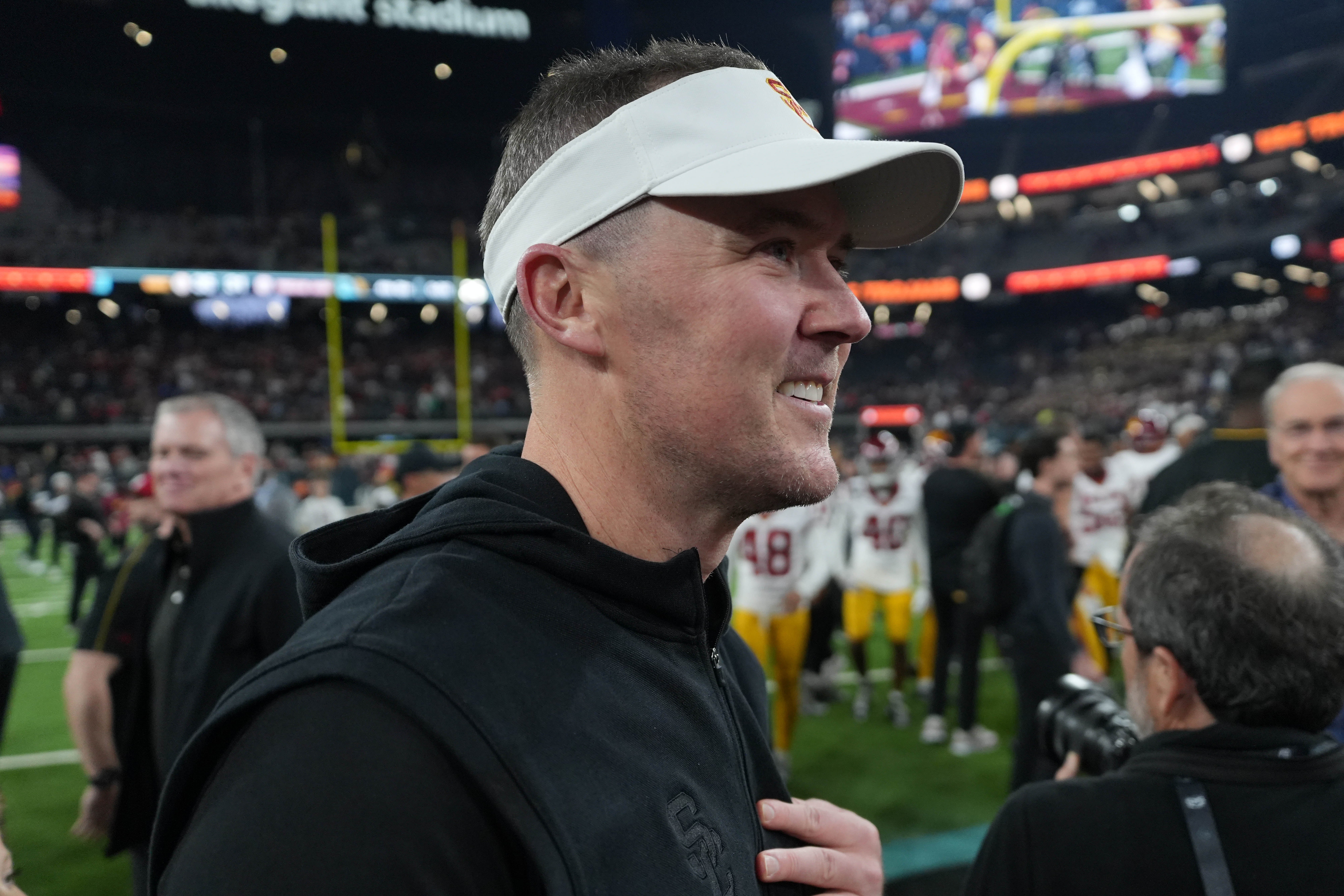 USC Trojans head coach Lincoln Riley