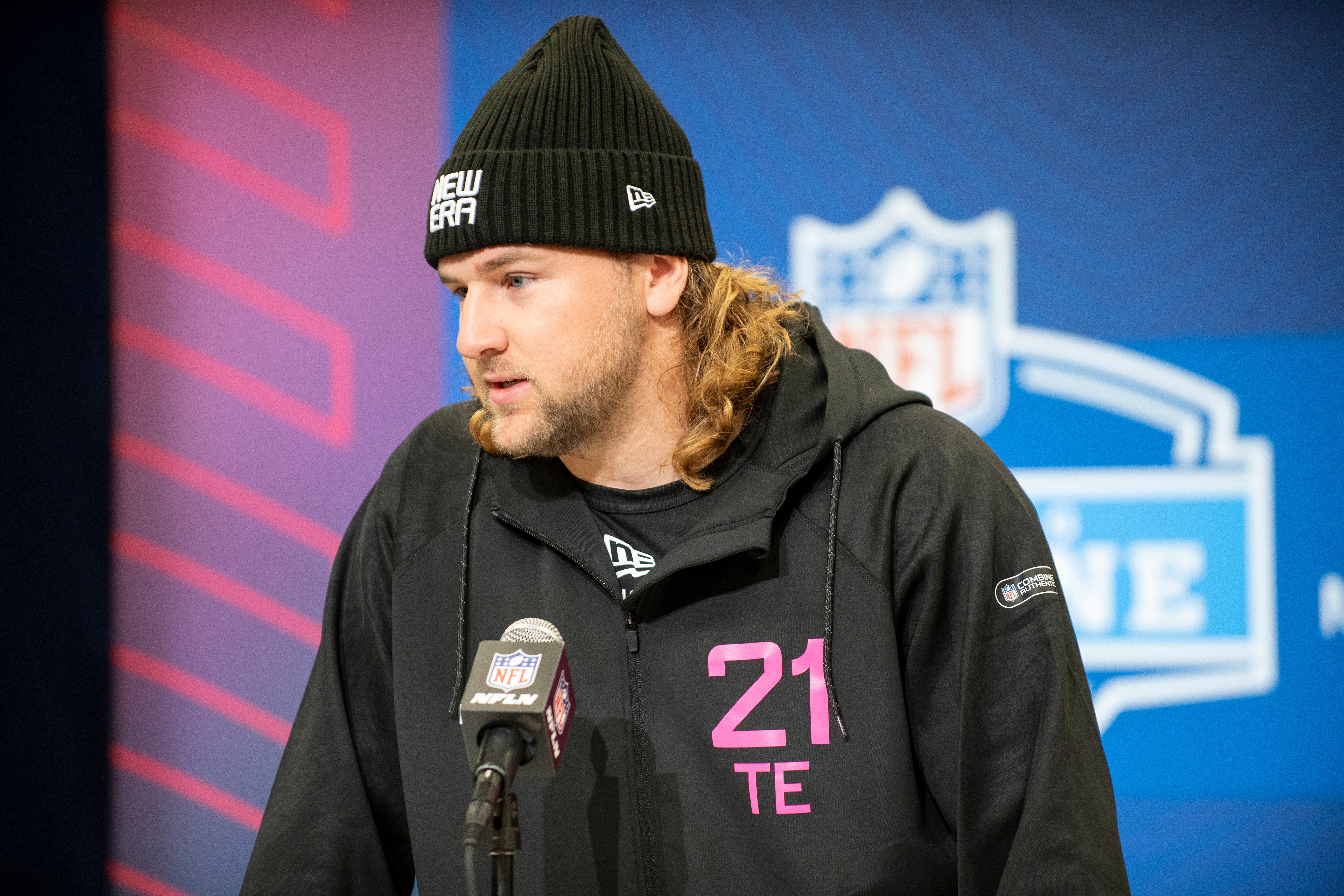 Feb 27, 2025; Indianapolis, IN, USA; Penn St tight end Tyler Warren (TE21) during the 2025 NFL Combine at Lucas Oil Stadium.