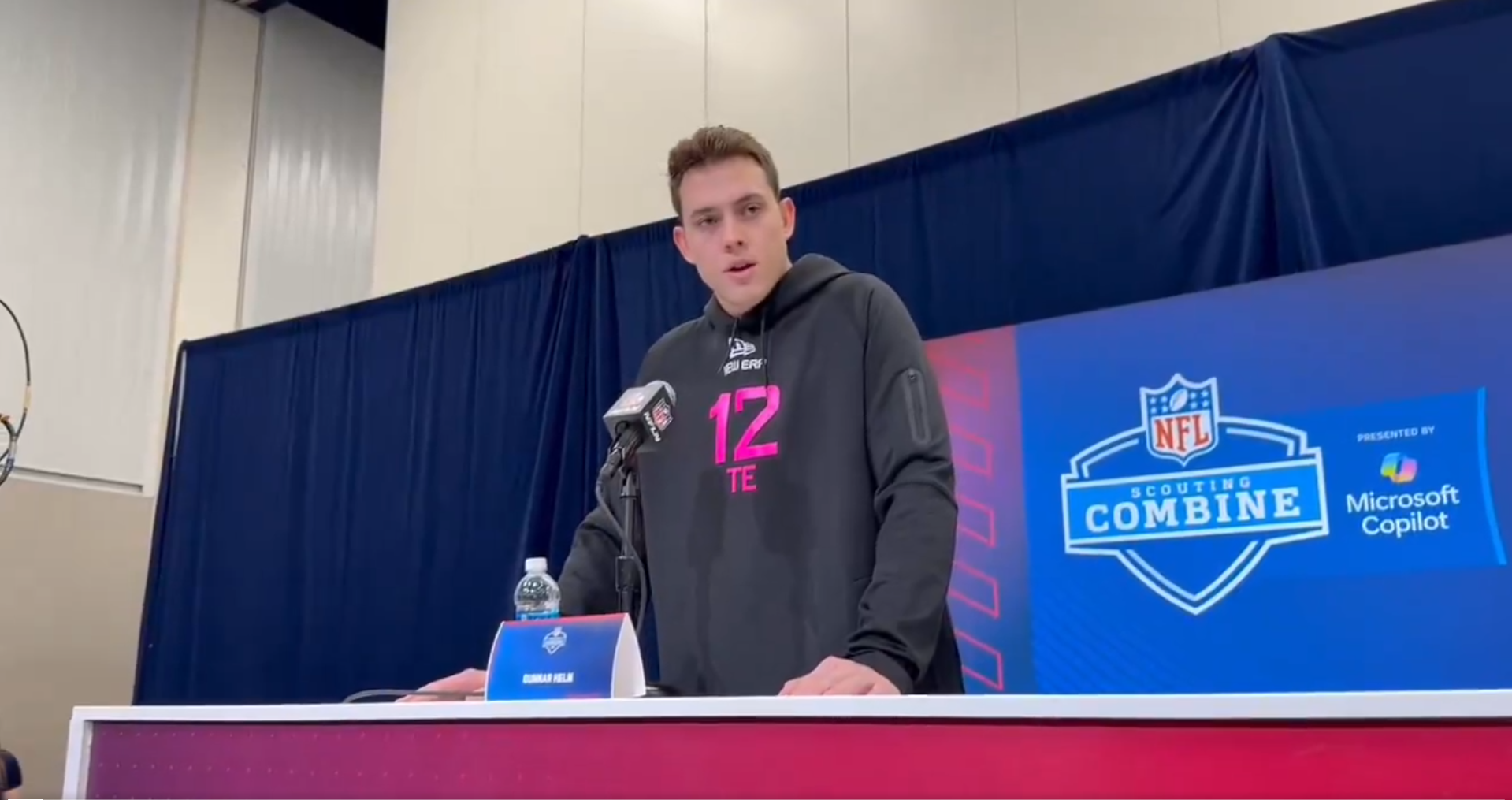 Texas TE Gunnar Helm