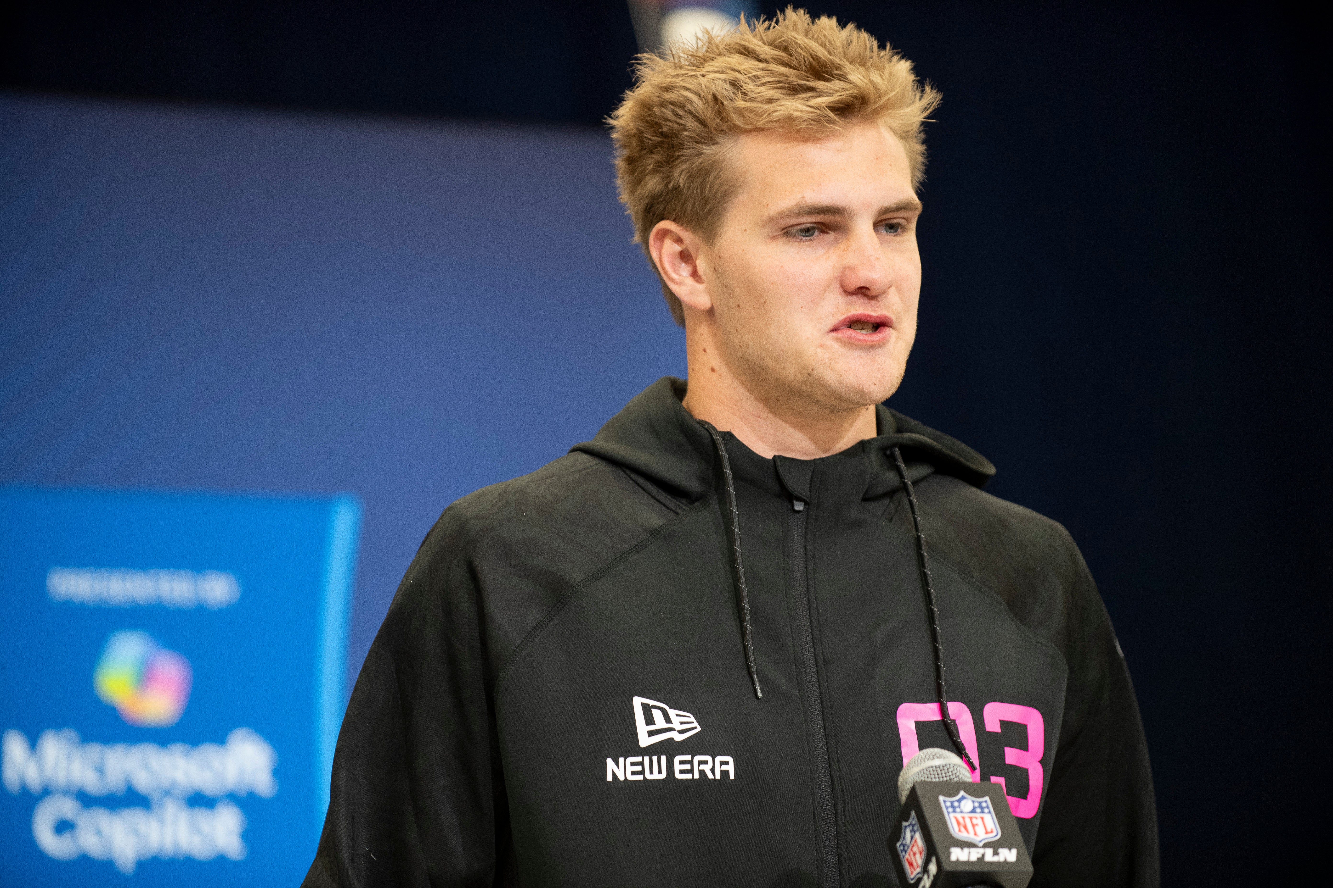 Clemson tight end Jake Briningstool (TE03) during the 2025 NFL Combine at Lucas Oil Stadium.