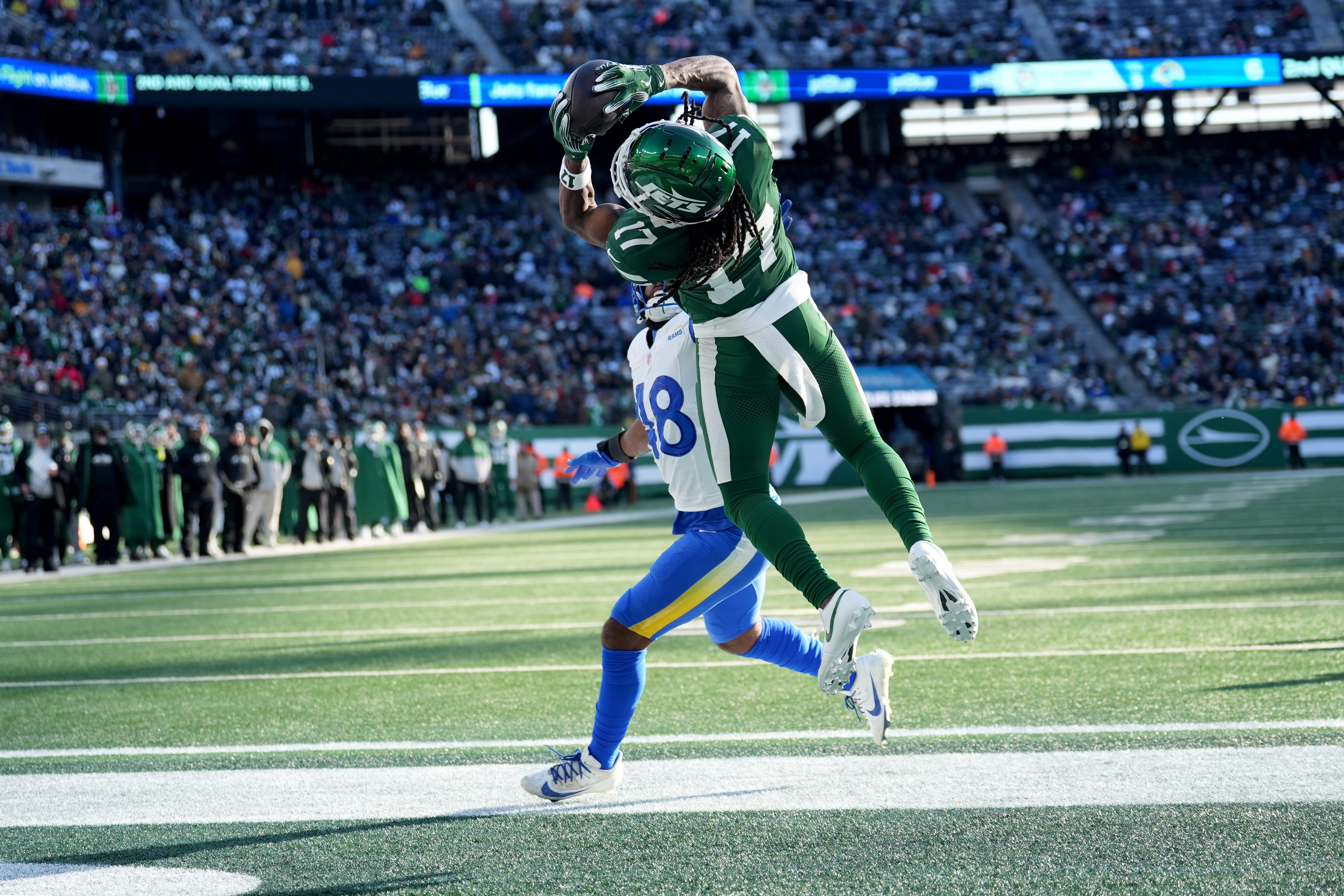 New York Jets wide receiver Davante Adams (17) is unable to hold onto the ball at the end zone, Sunday, December 22, 2024, in East Rutherford.