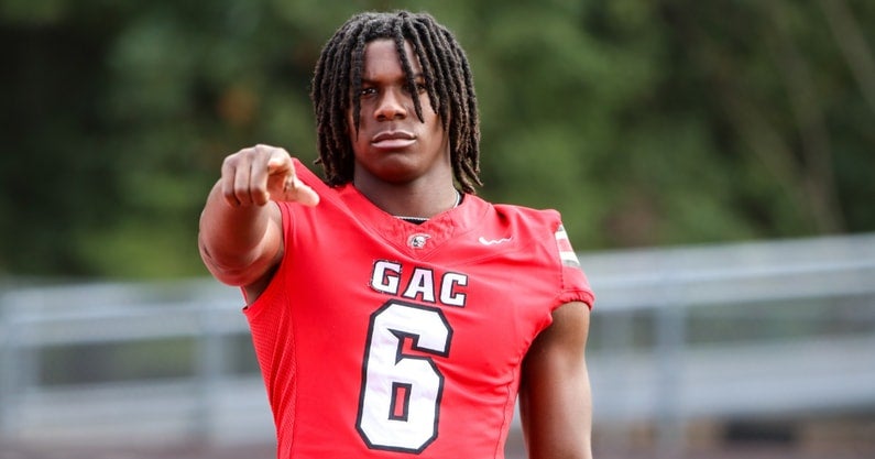 Notre Dame 2026 EDGE target Dre Quinn