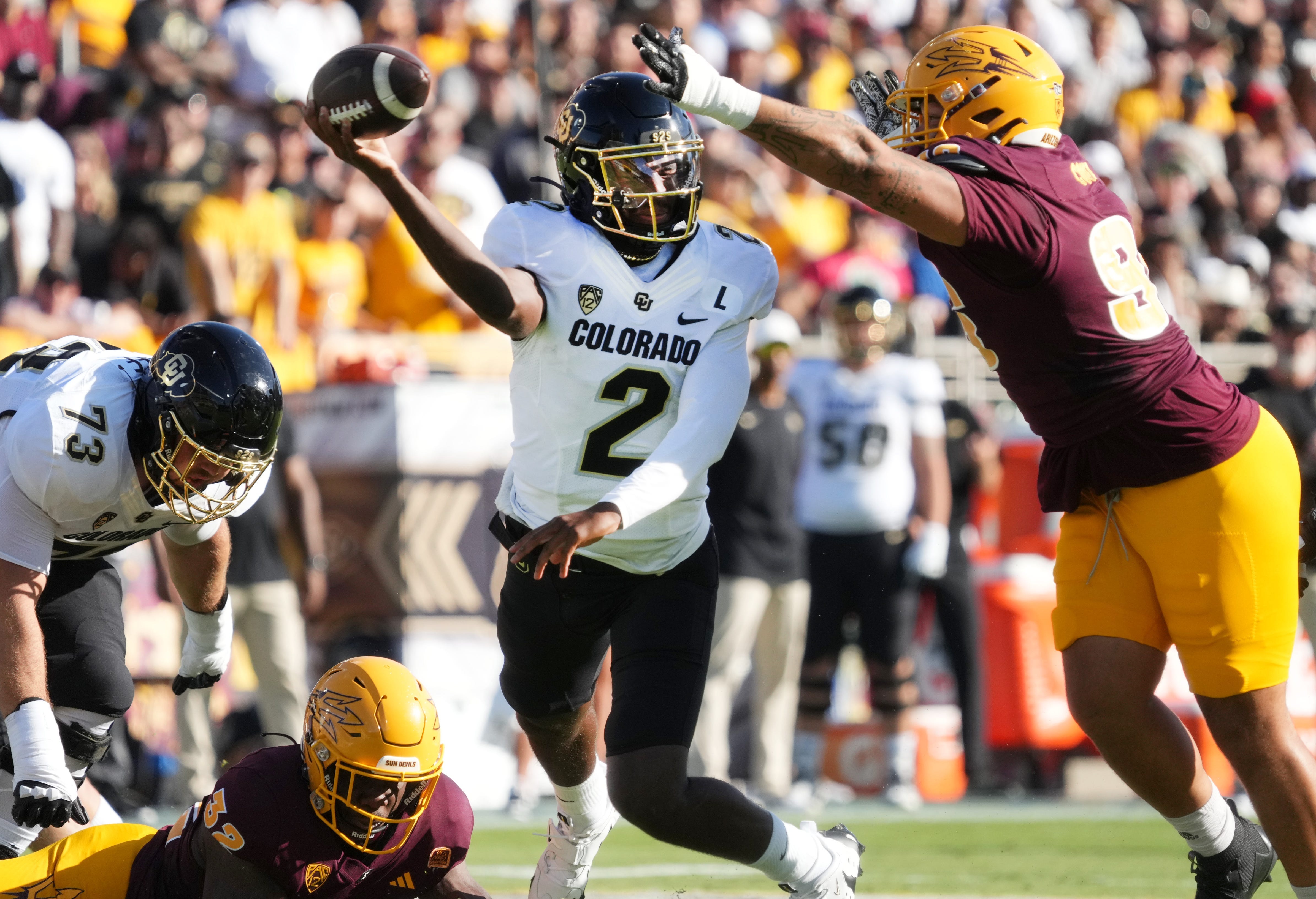 Shedeur Sanders, QB Colorado, makes a crazy throw against Arizona State