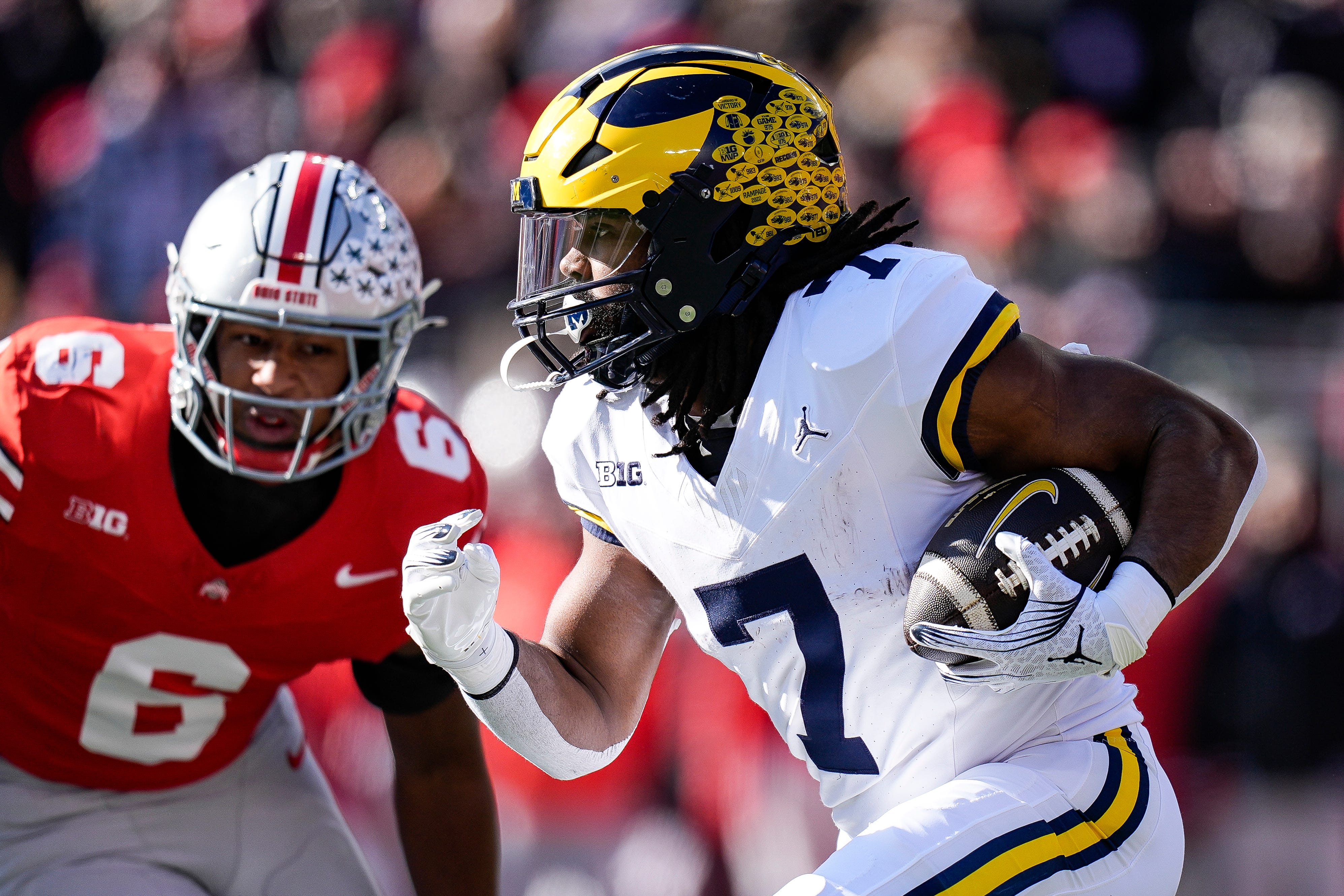 Donovan Edwards, RB Michigan runs for another big play against Ohio State