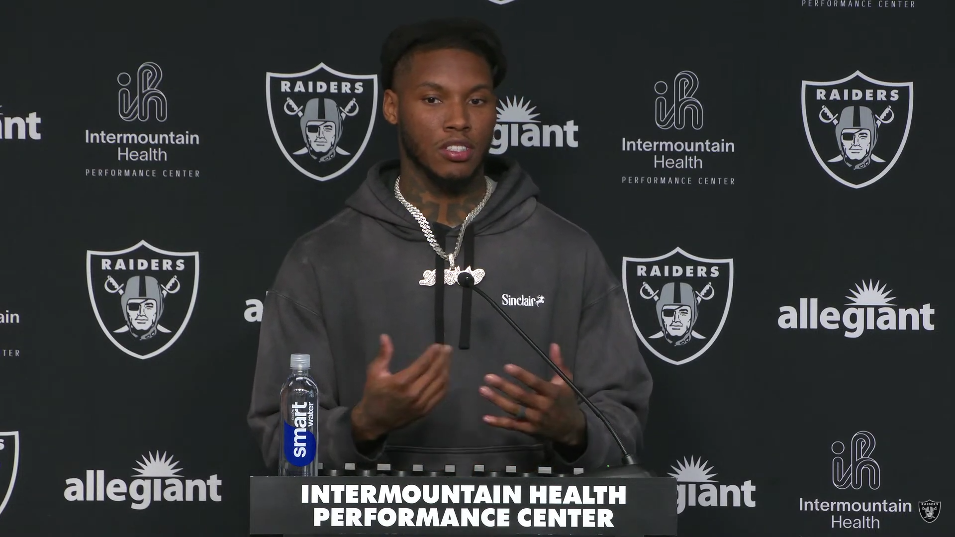 Las Vegas Raiders safety Lonnie Johnson Jr.