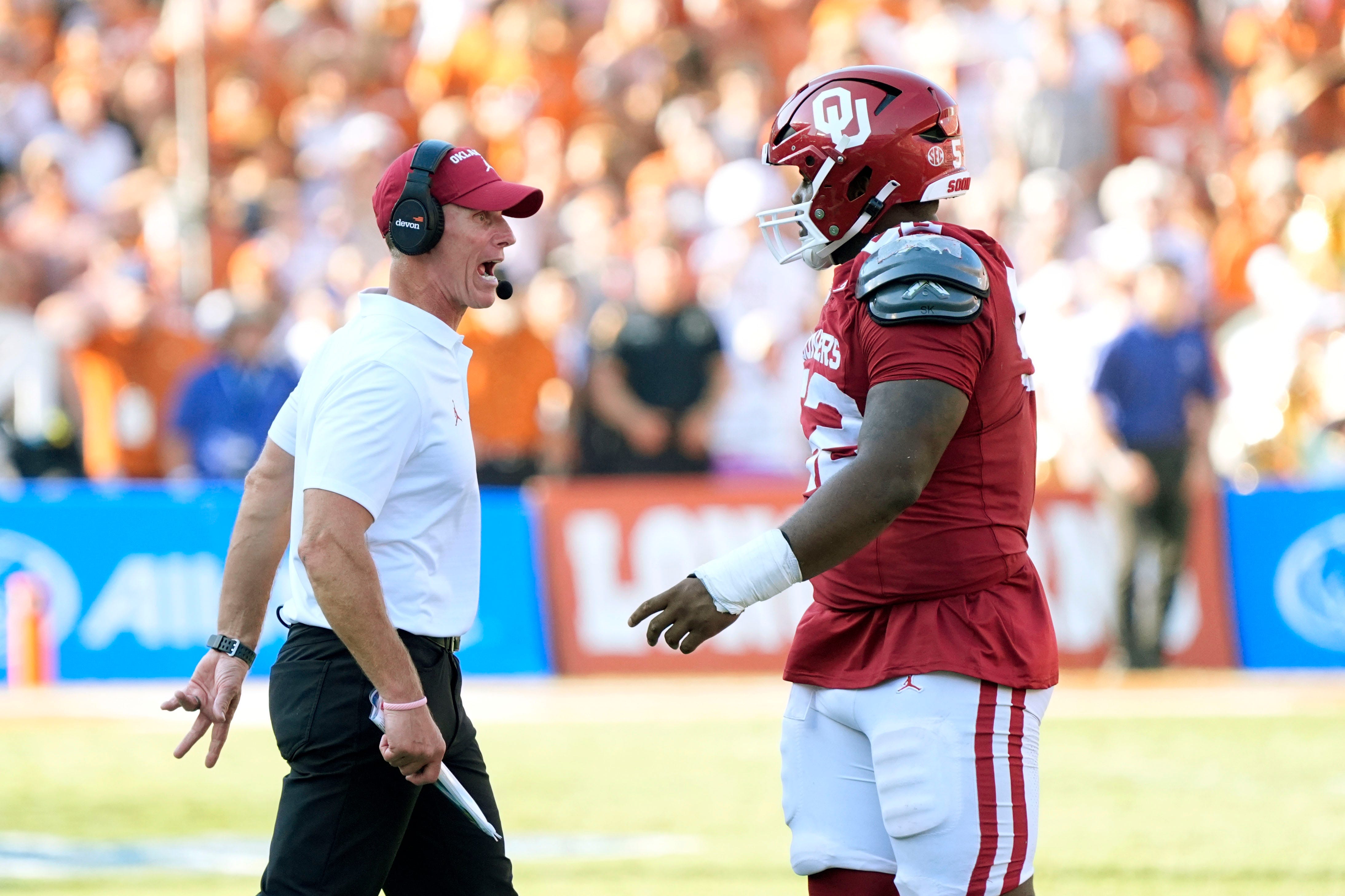 Oklahoma Sooners head coach Brent Venables