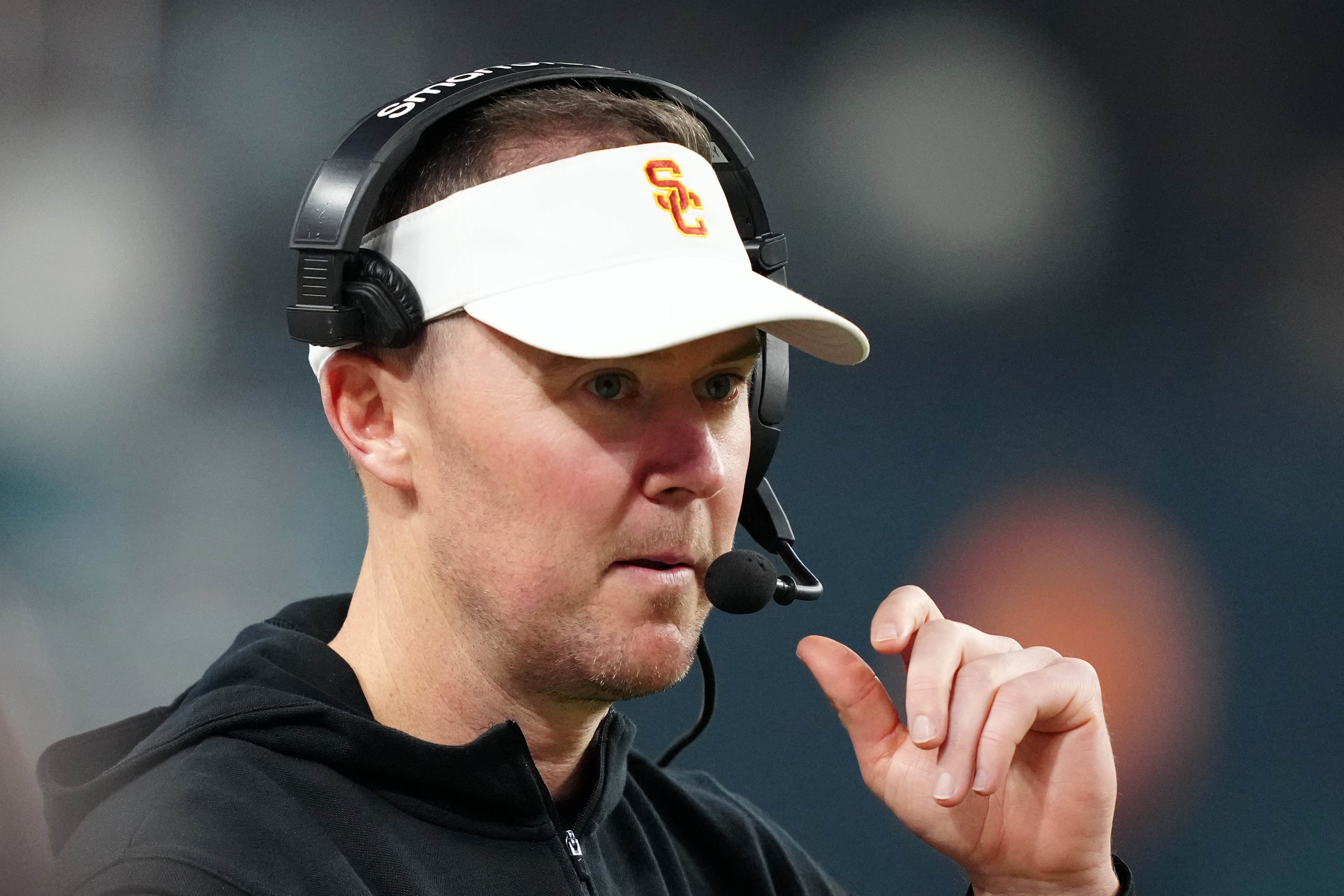USC Trojans head coach lincoln Riley