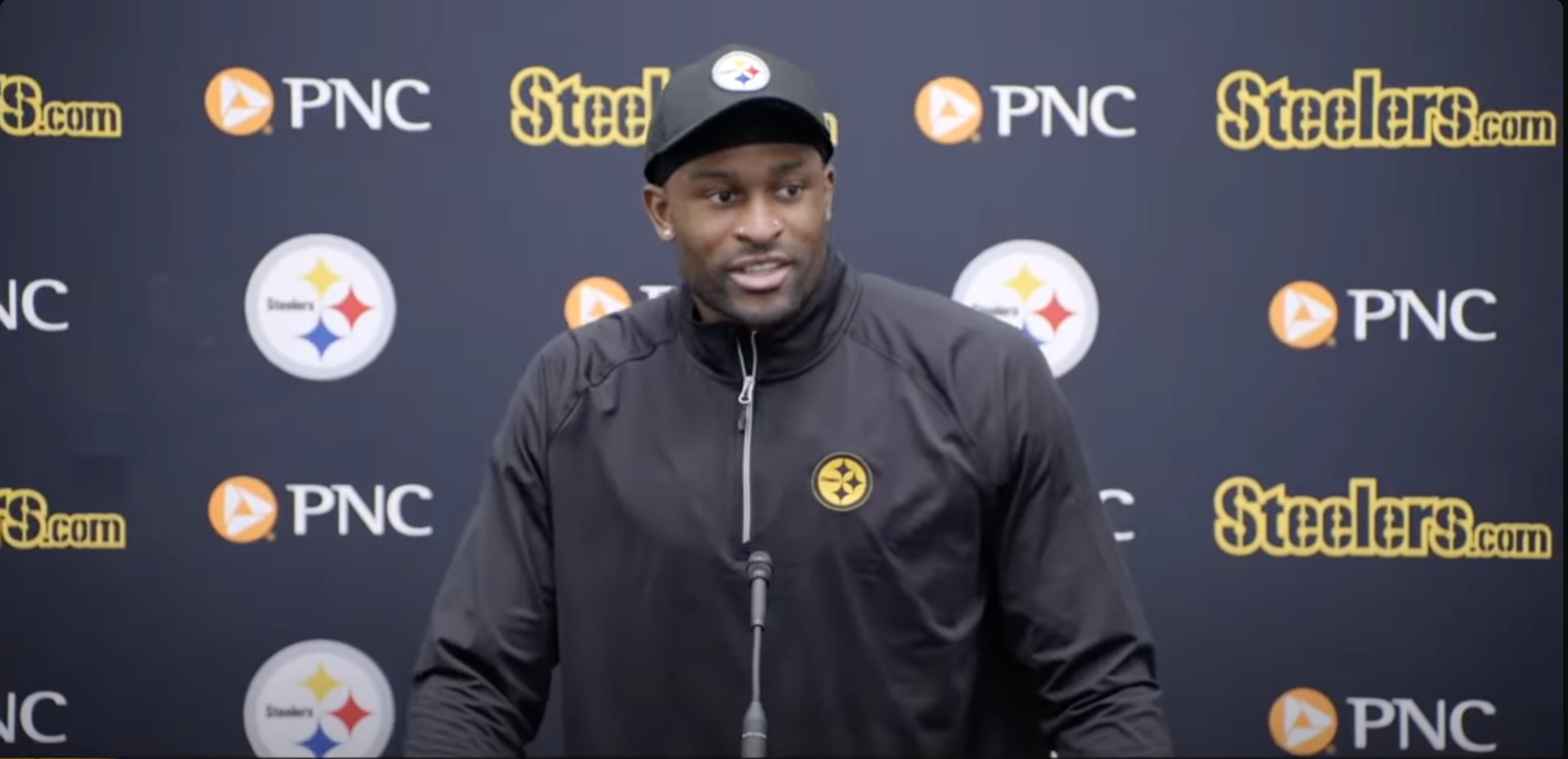 Pittsburgh Steelers WR DK Metcald addresses the media at his introductory press conference, 3/13/2025.
