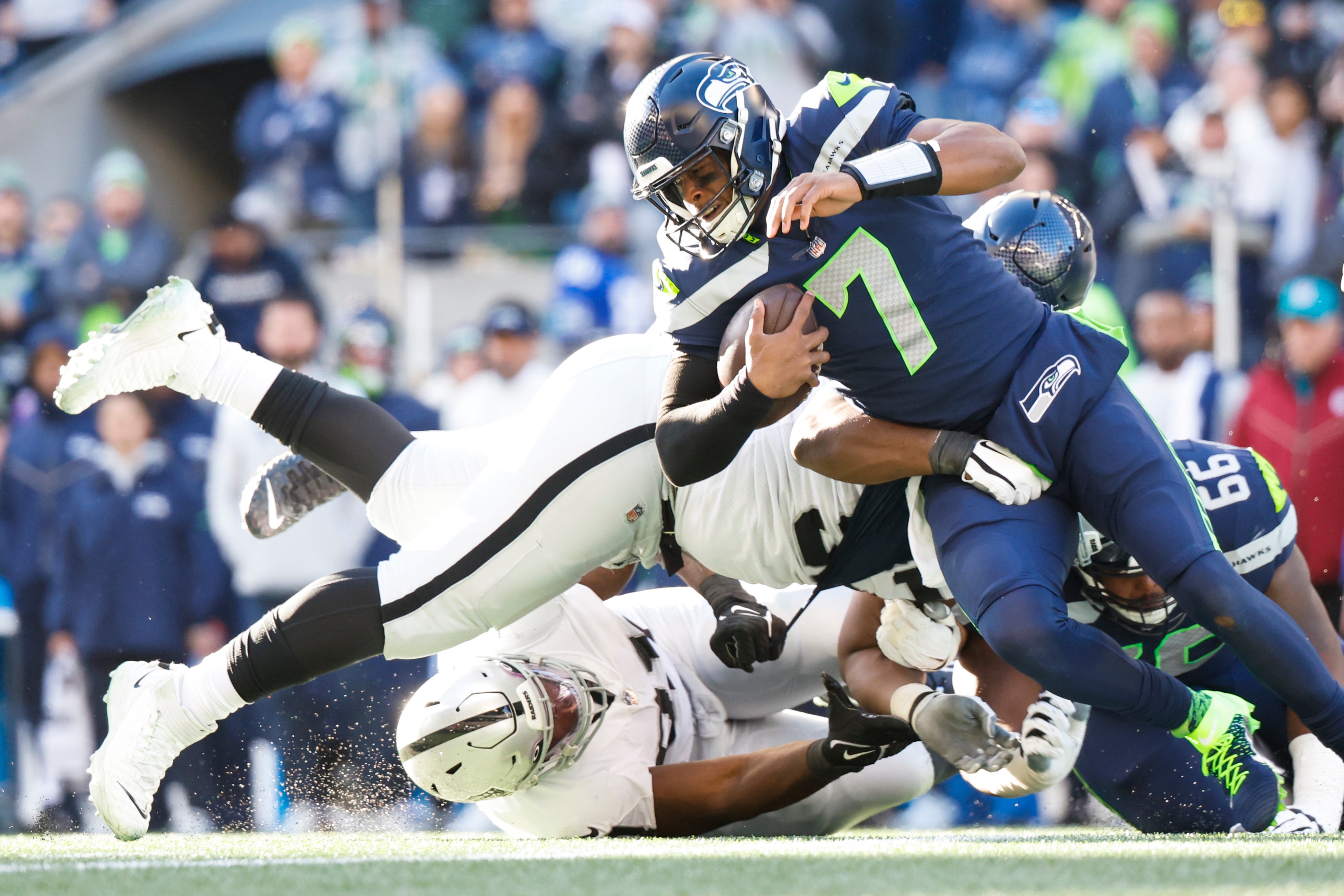 Las Vegas Raiders Seattle Seahawks Geno Smith quarterback