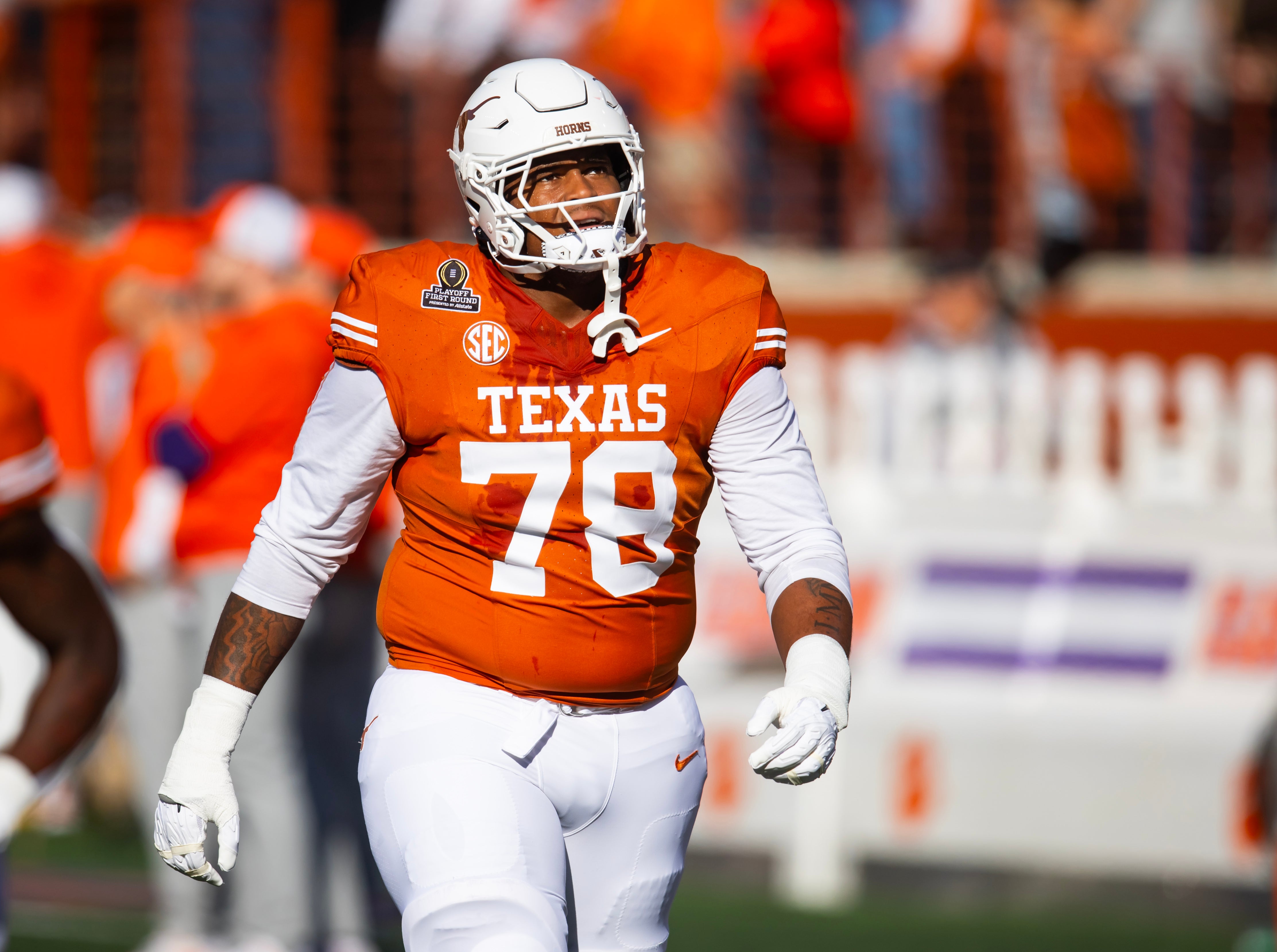 Texas Longhorns offensive lineman Kelvin Banks Jr. (78) against the Clemson Tigers during the CFP National playoff first round at Darrell K Royal-Texas Memorial Stadium.