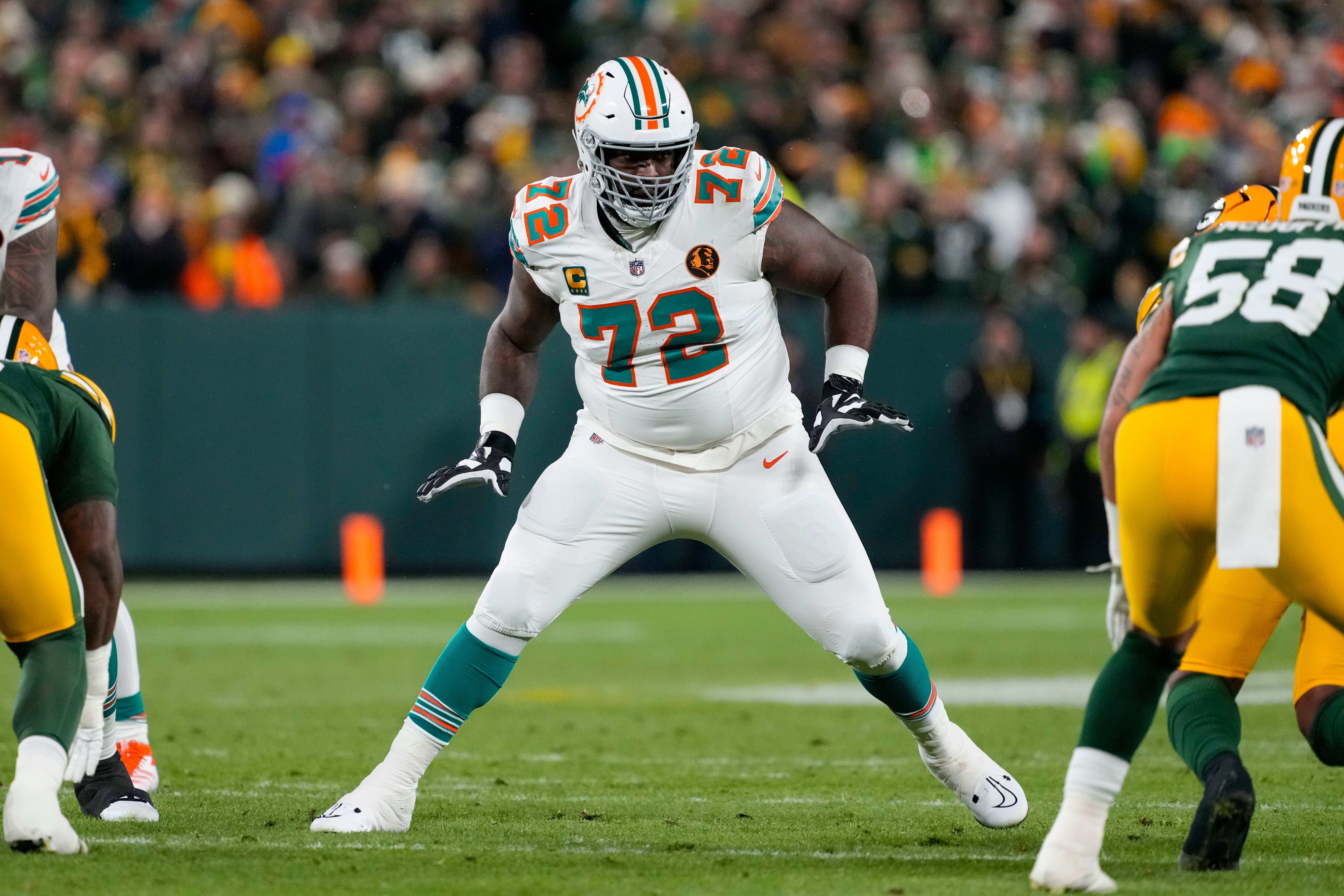 Nov 28, 2024; Green Bay, Wisconsin, USA; Miami Dolphins offensive tackle Terron Armstead (72) during the game against the Green Bay Packers at Lambeau Field.