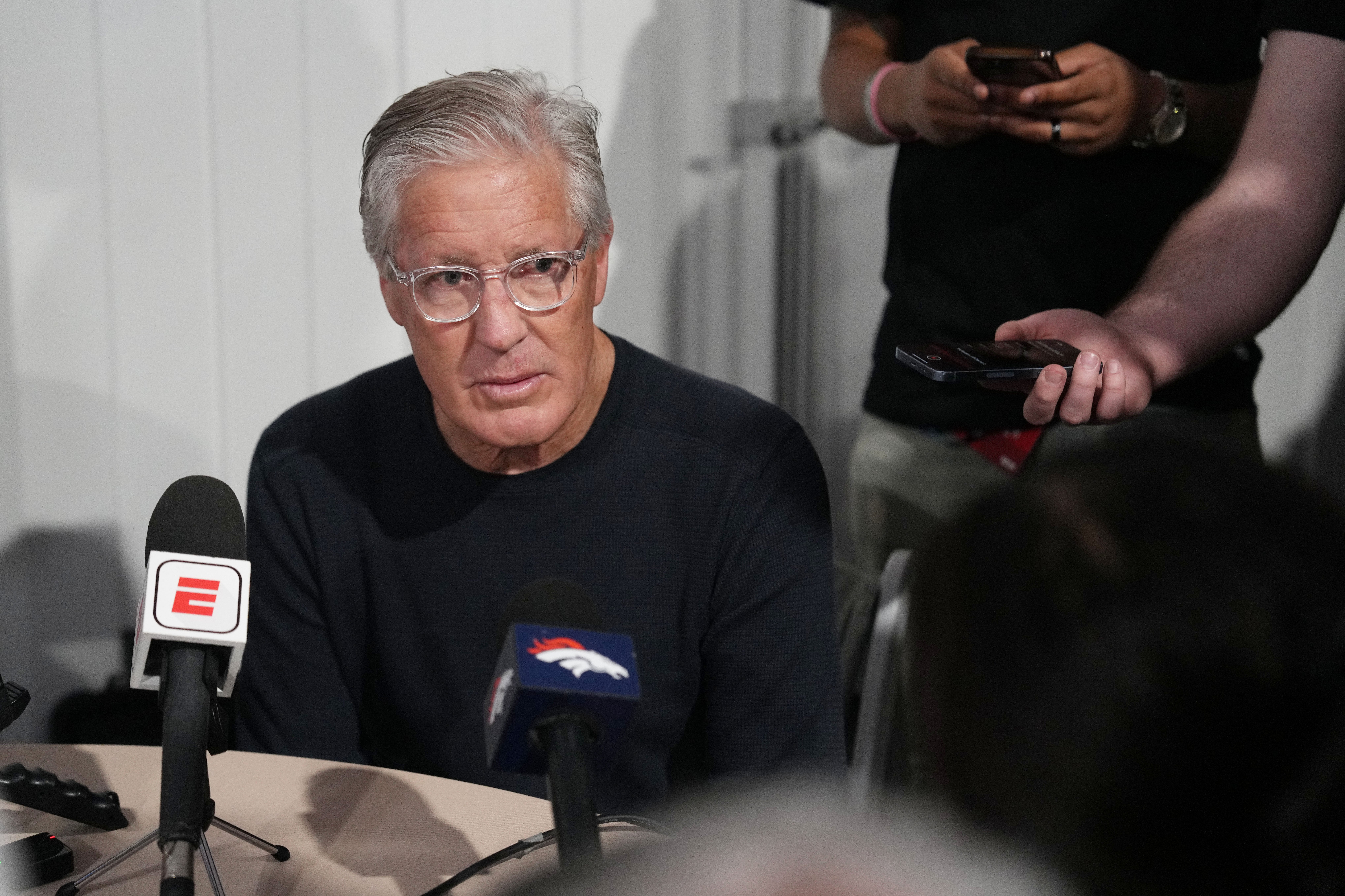 Las Vegas Raiders head coach Pete Carroll