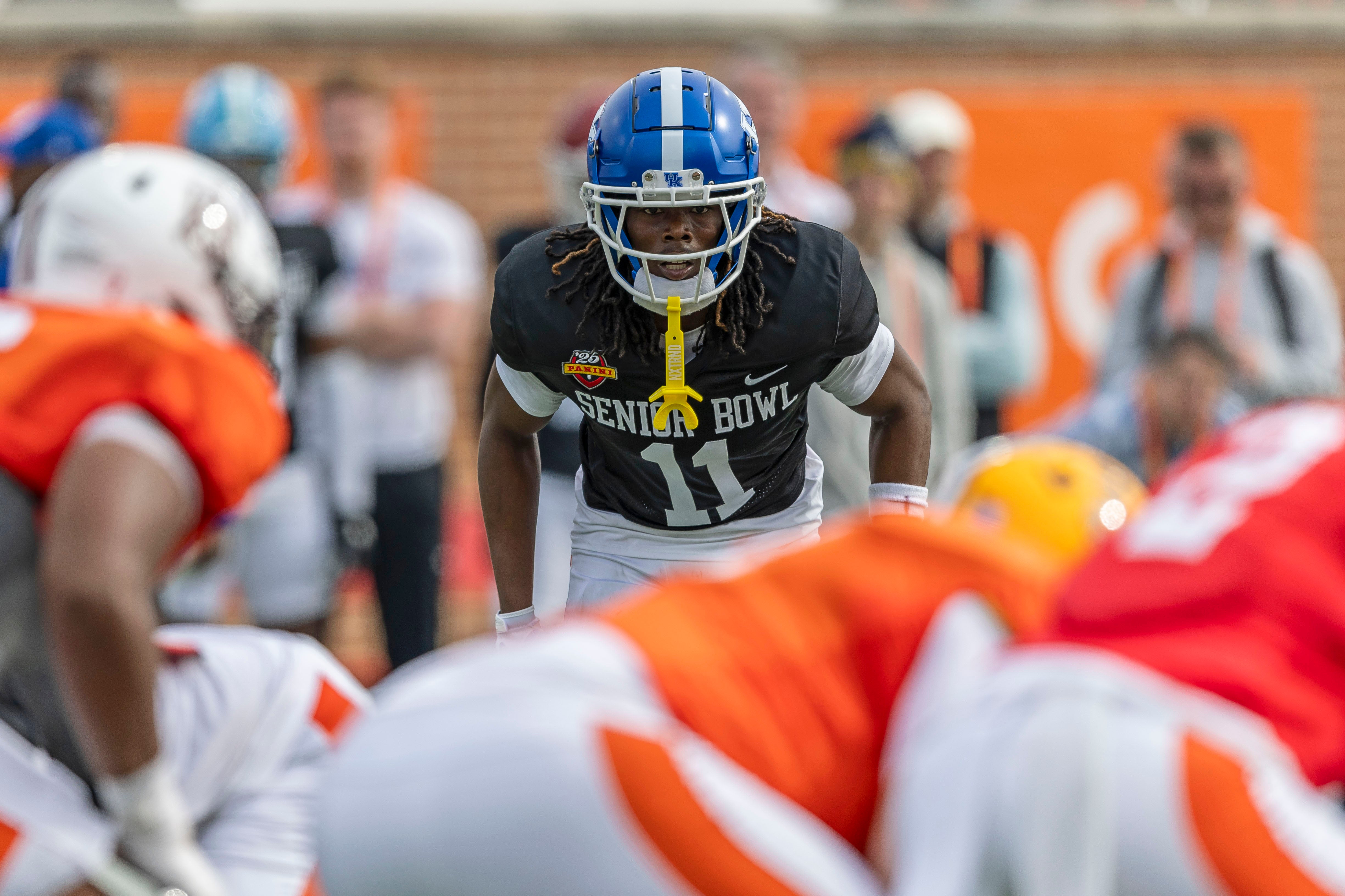 Jan 28, 2025; Mobile, AL, USA; American team defensive back Maxwell Hairston of Kentucky (11) approaches the line during Senior Bowl practice for the American team at Hancock Whitney Stadium.