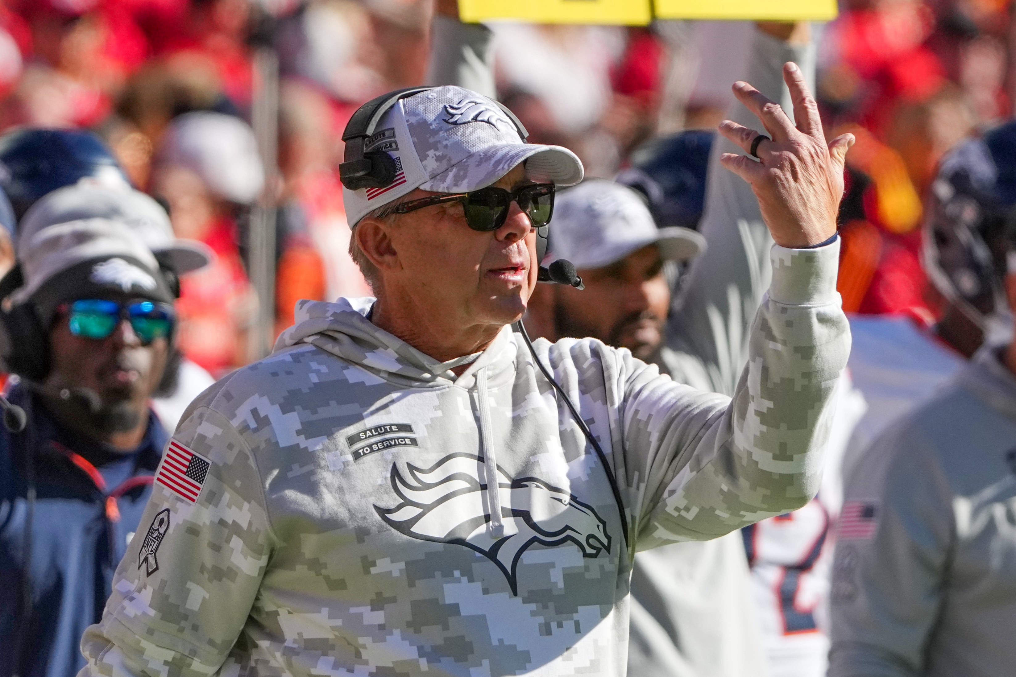 Denver Broncos Sean Peyton