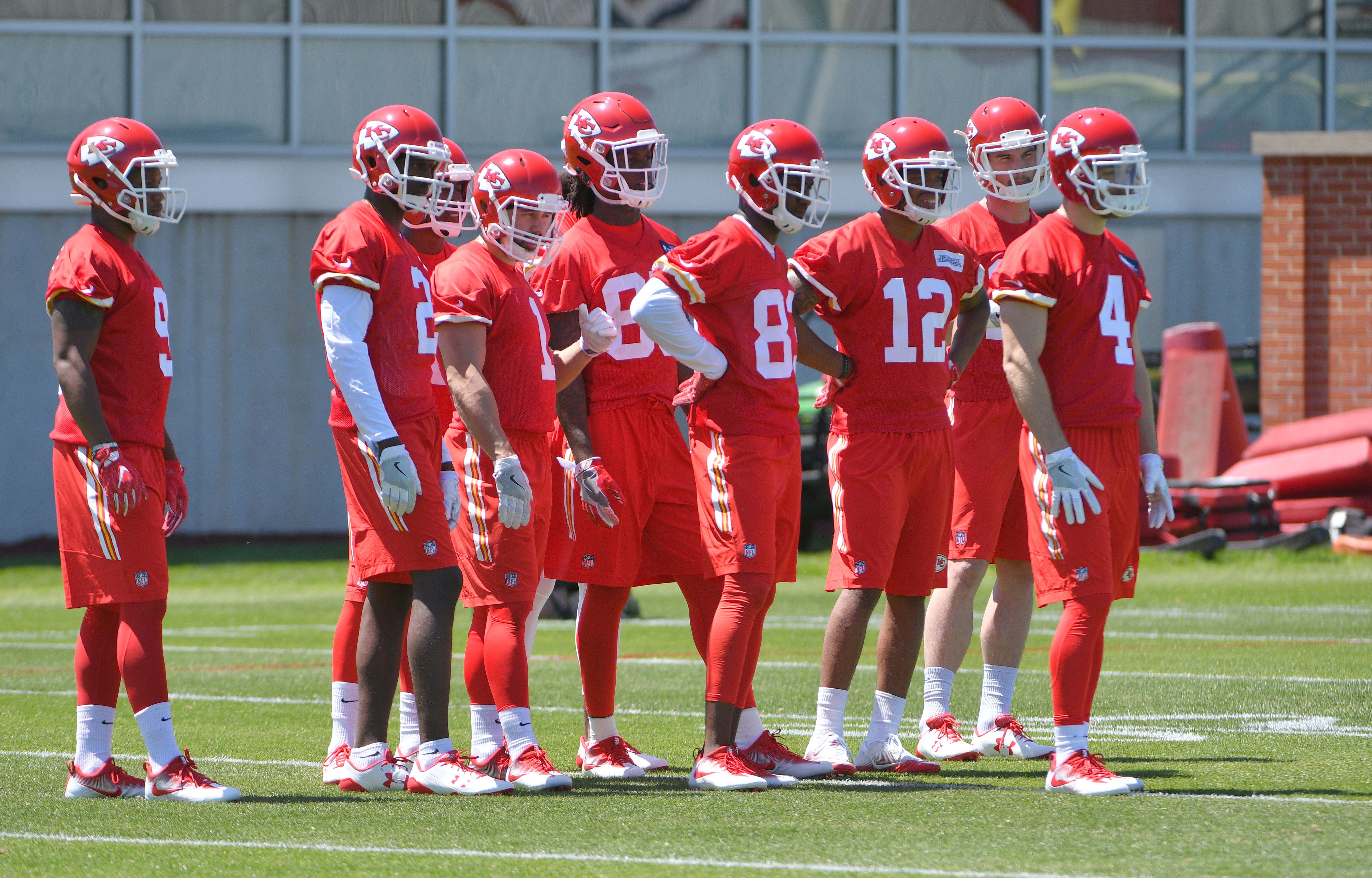 May 6, 2017; Kansas City, MO, USA; A group of rookie free agents and tryouts wait to run drills during the rookie mini camp at the University of Kansas Hospital Training Complex.