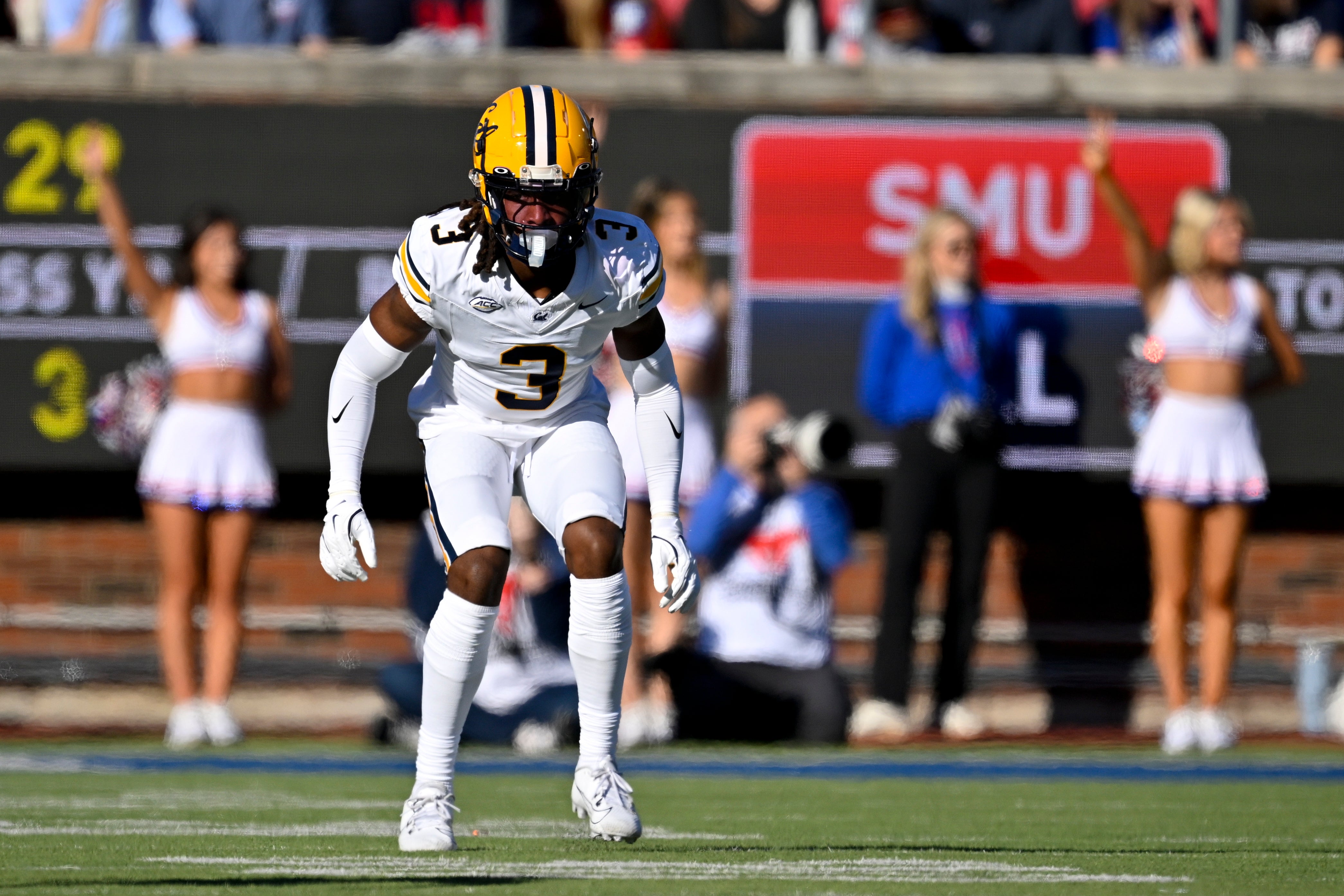 Nov 30, 2024; Dallas, Texas, USA; California Golden Bears defensive back Nohl Williams (3) in action during the game between the SMU Mustangs and the California Golden Bears at Gerald J. Ford Stadium.