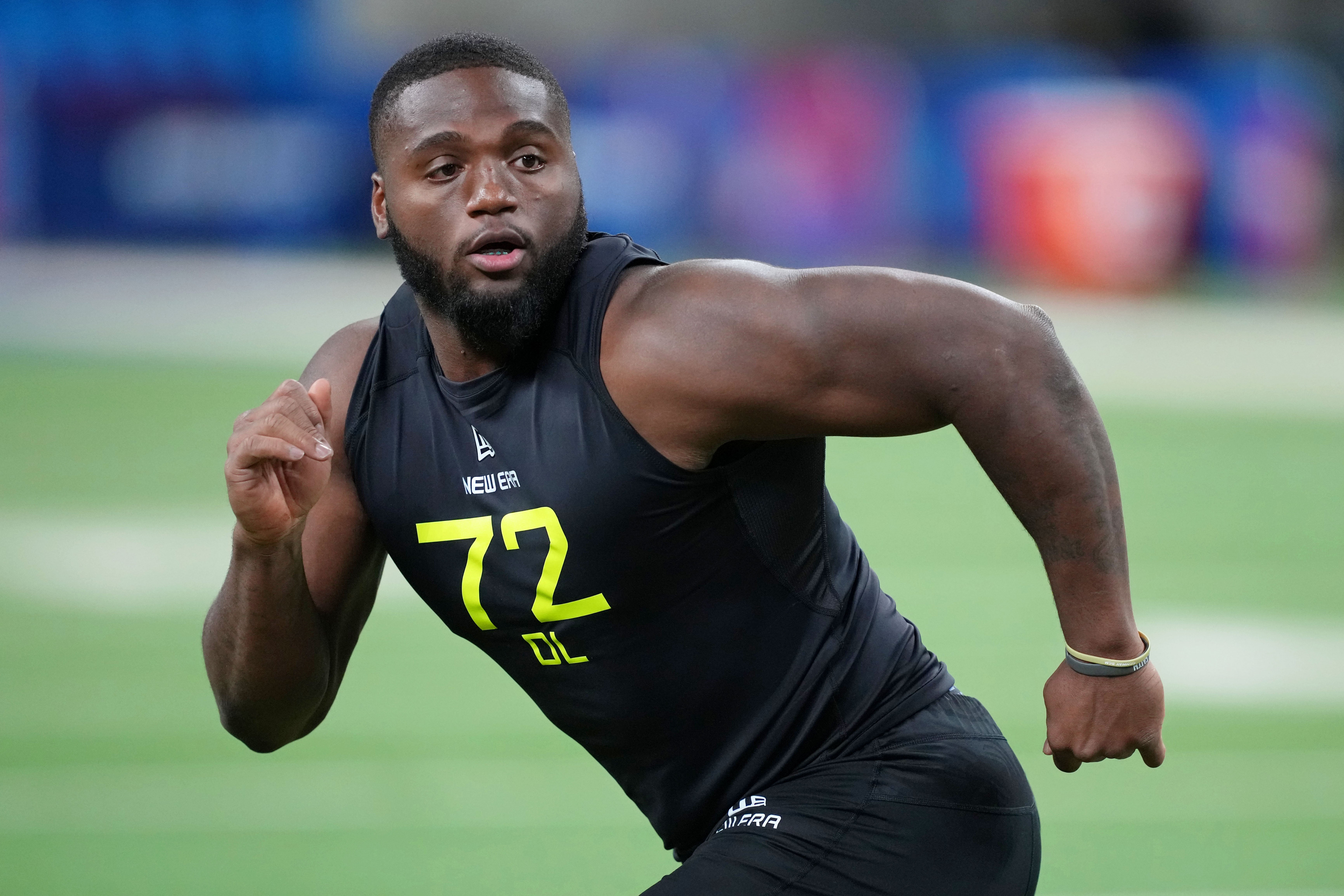 Feb 27, 2025; Indianapolis, IN, USA; Central Arkansas defensive lineman David Walker (DL72) participates in drills during the 2025 NFL Combine at Lucas Oil Stadium.