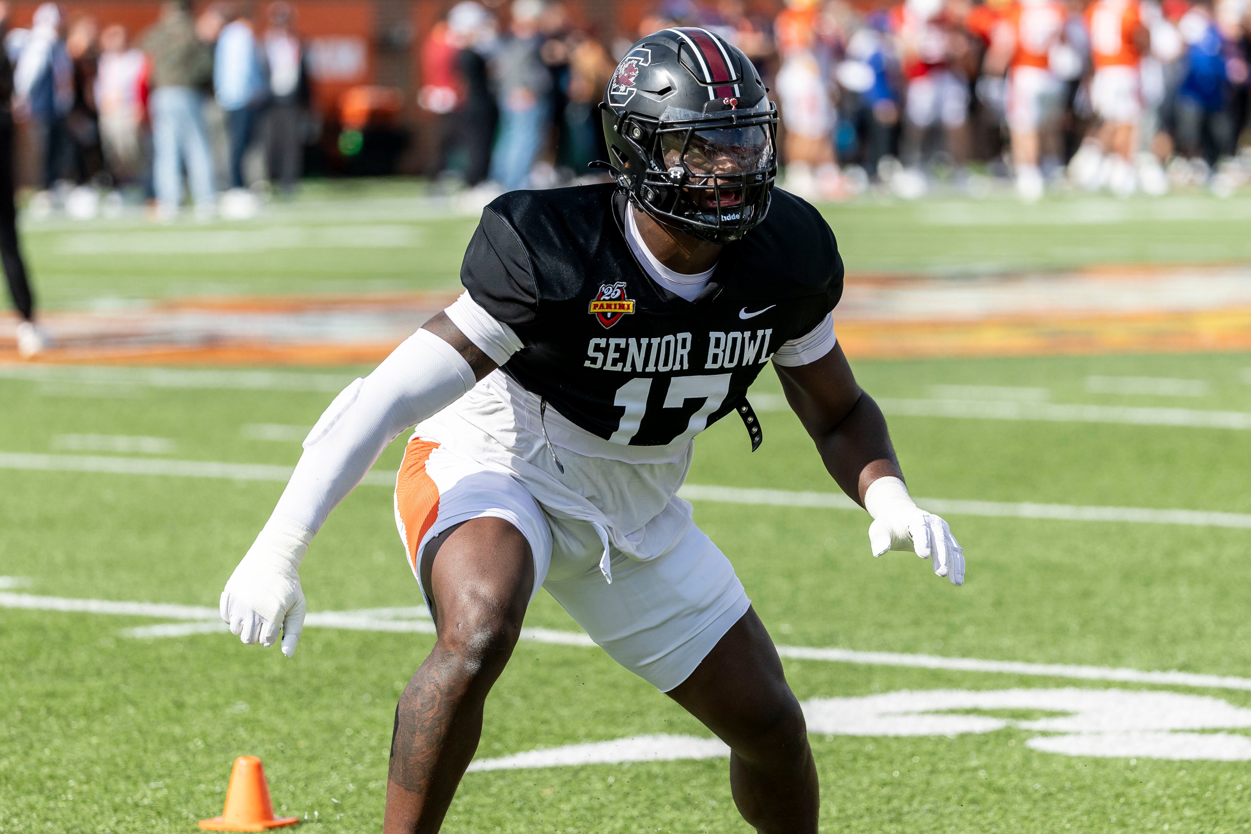 Jan 29, 2025; Mobile, AL, USA; American team linebacker Demetrius Knight II of South Carolina (17) works in drills during Senior Bowl practice for the National team at Hancock Whitney Stadium.
