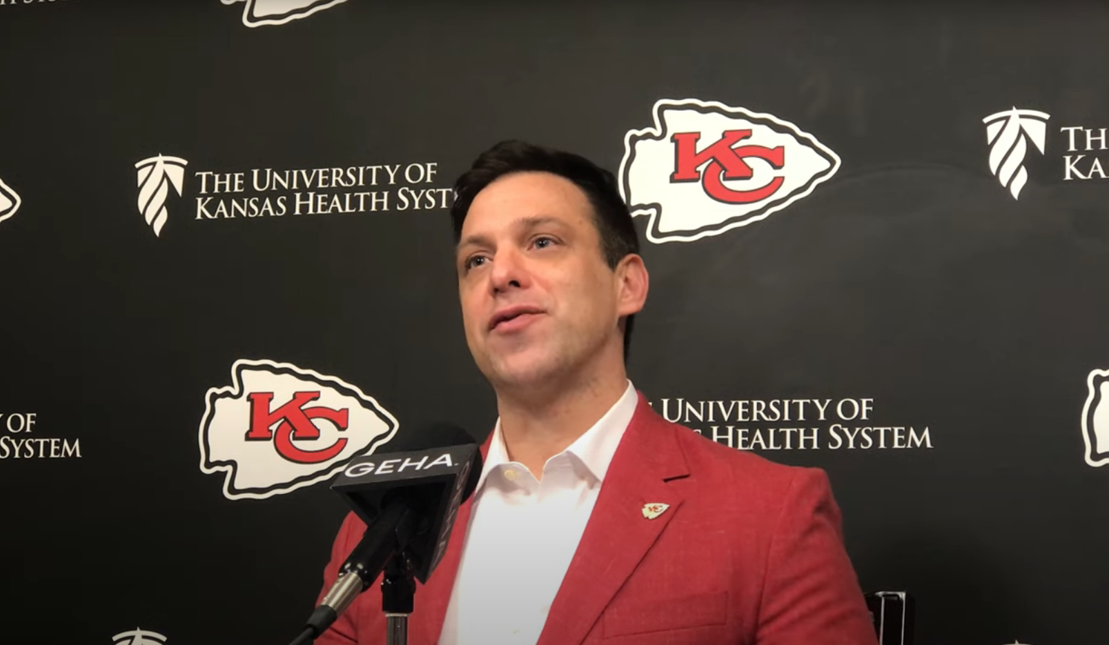 Chiefs GM Brett Veach speaks to the media after Round 1 of the 2025 NFL Draft.