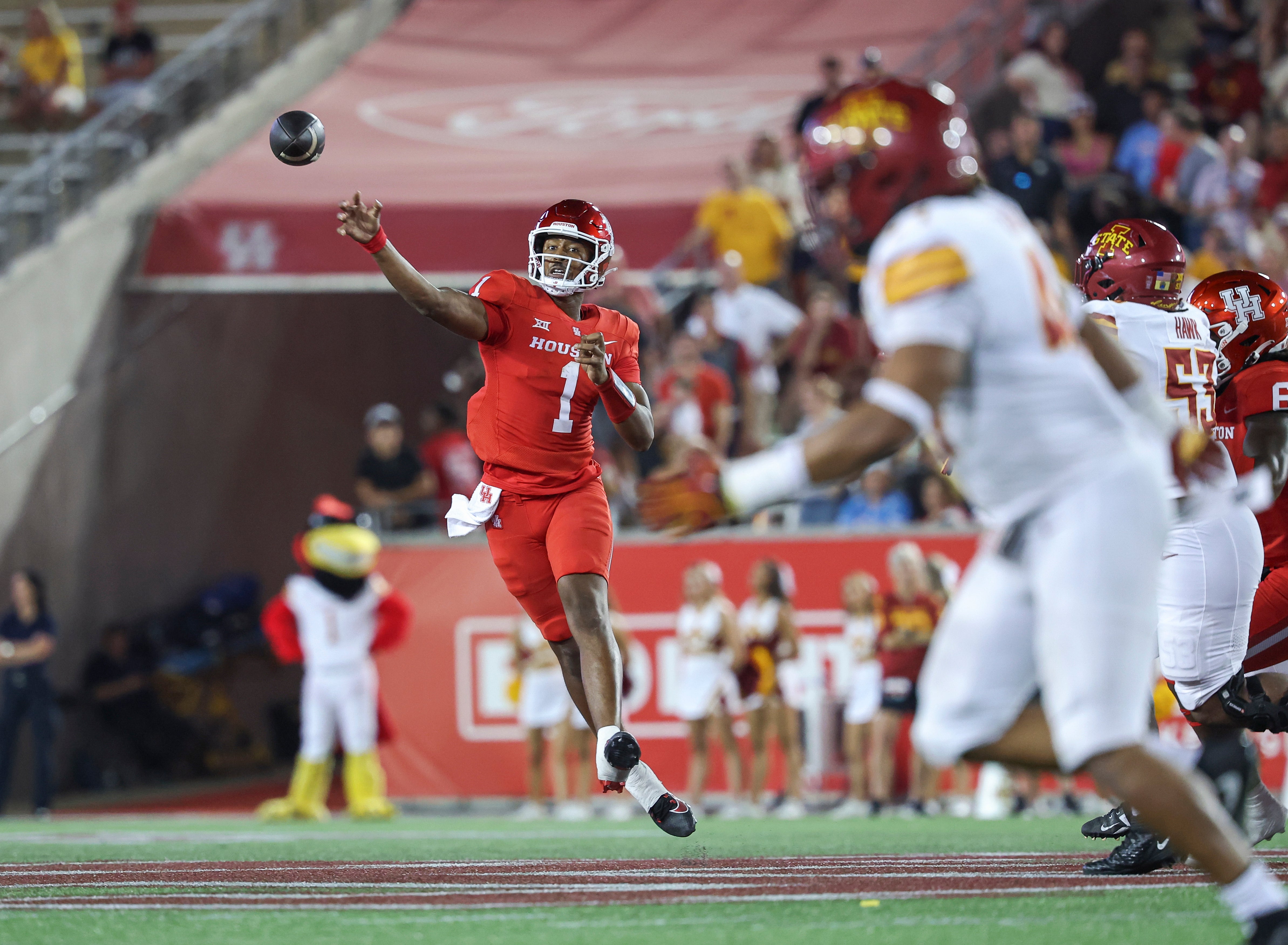 Houston Cougars quarterback Donovan Smith (1) attempts a pass during the fourth quarter against the Iowa State Cyclones at TDECU Stadium.