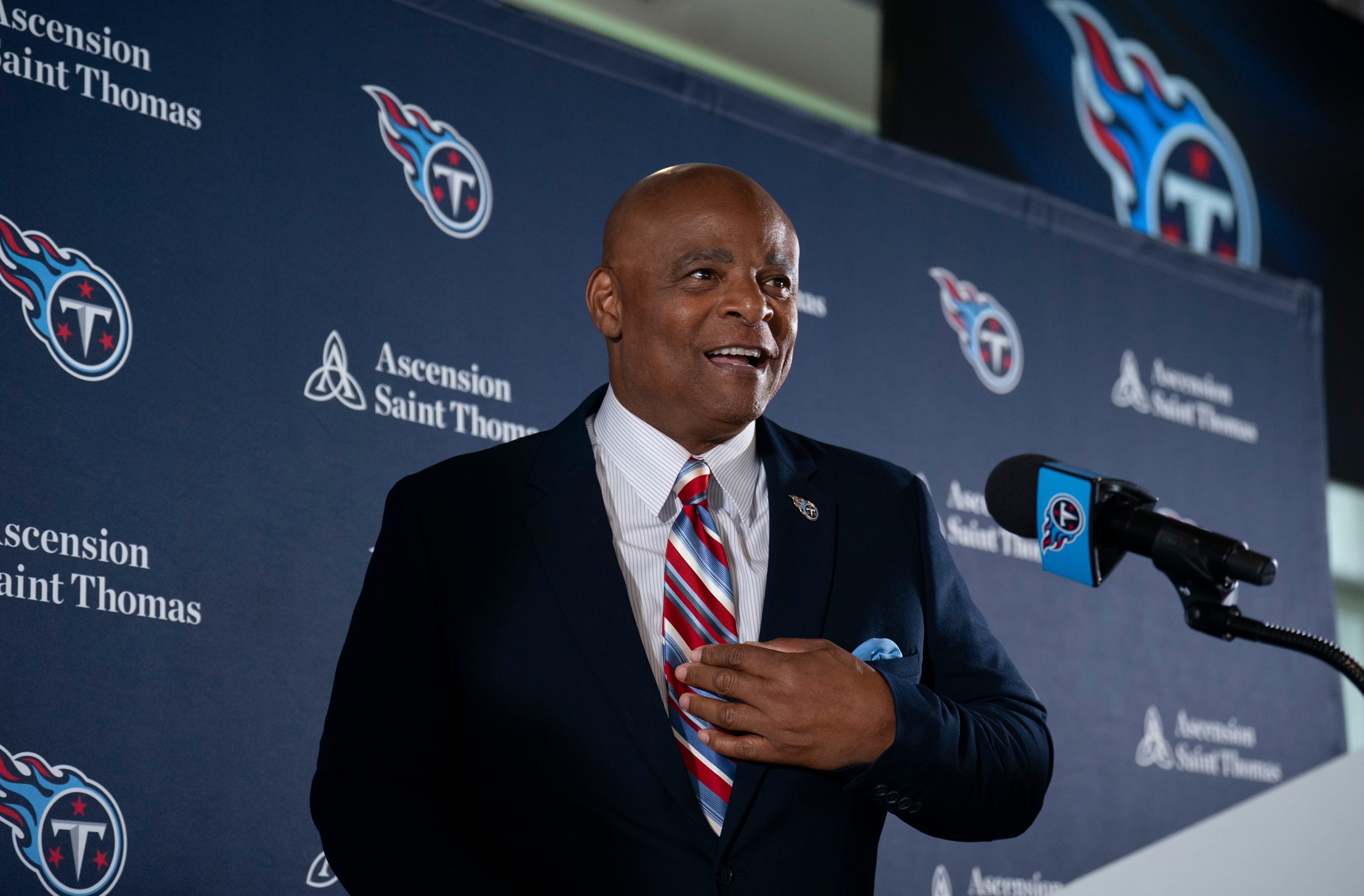 NFL Hall of Fame quarterback Warren Moon speaks to the media as Cam Ward is introduced as the Tennessee Titans first-round pick – and overall number one pick – in the NFL Draft at Ascension Saint Thomas Sports Park in Nashville, Tenn., Friday, April 25, 2025. Moon, whose No. 1 jersey is retired for the Tennessee Titans, allowed Ward to wear his number.