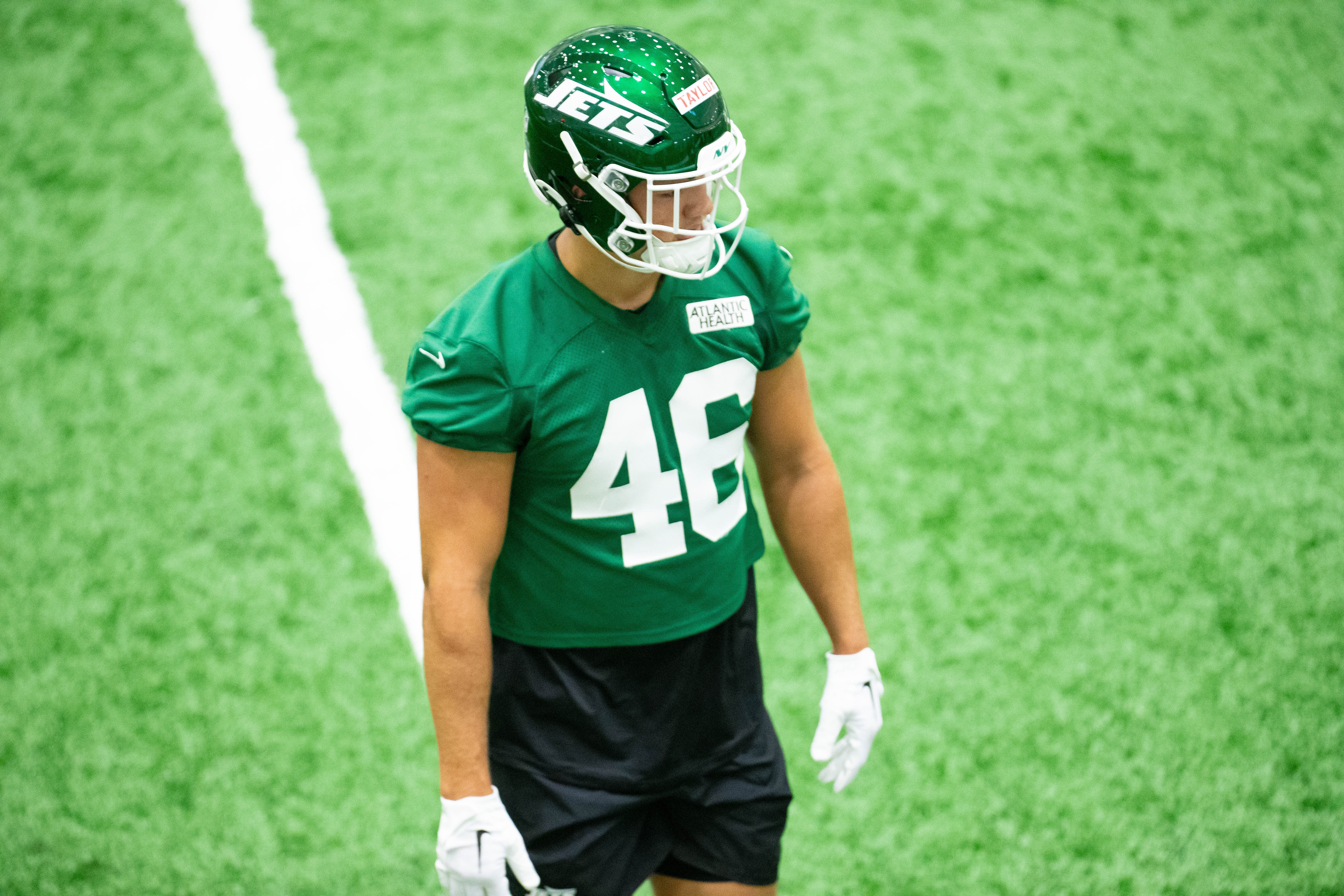 New York Jets rookie tight end Mason Taylor (46) participates in a drill during the minicamp at Atlantic Health Jets Training Center.