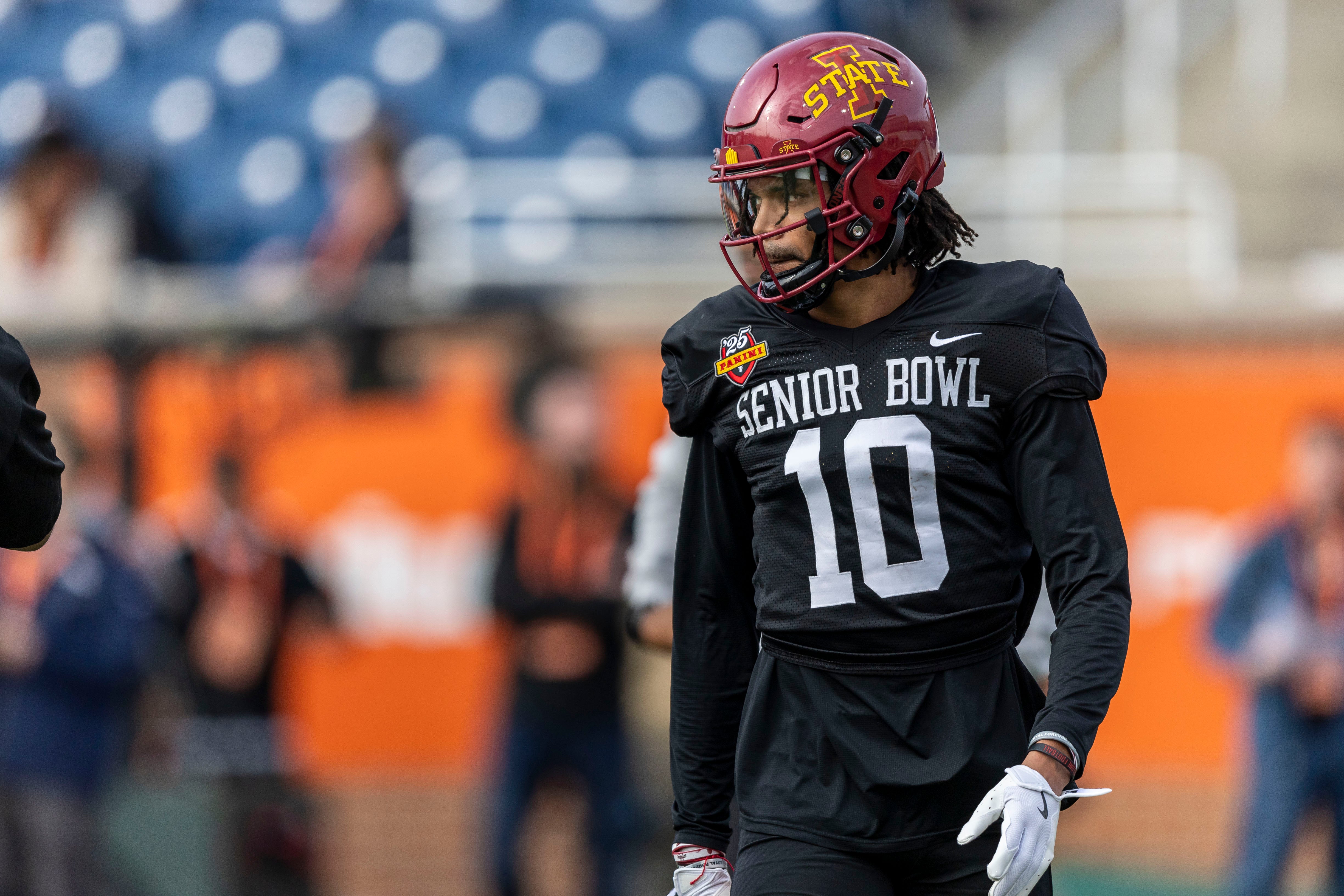 Las Vegas Raiders cornerback Darien Porter Jr.