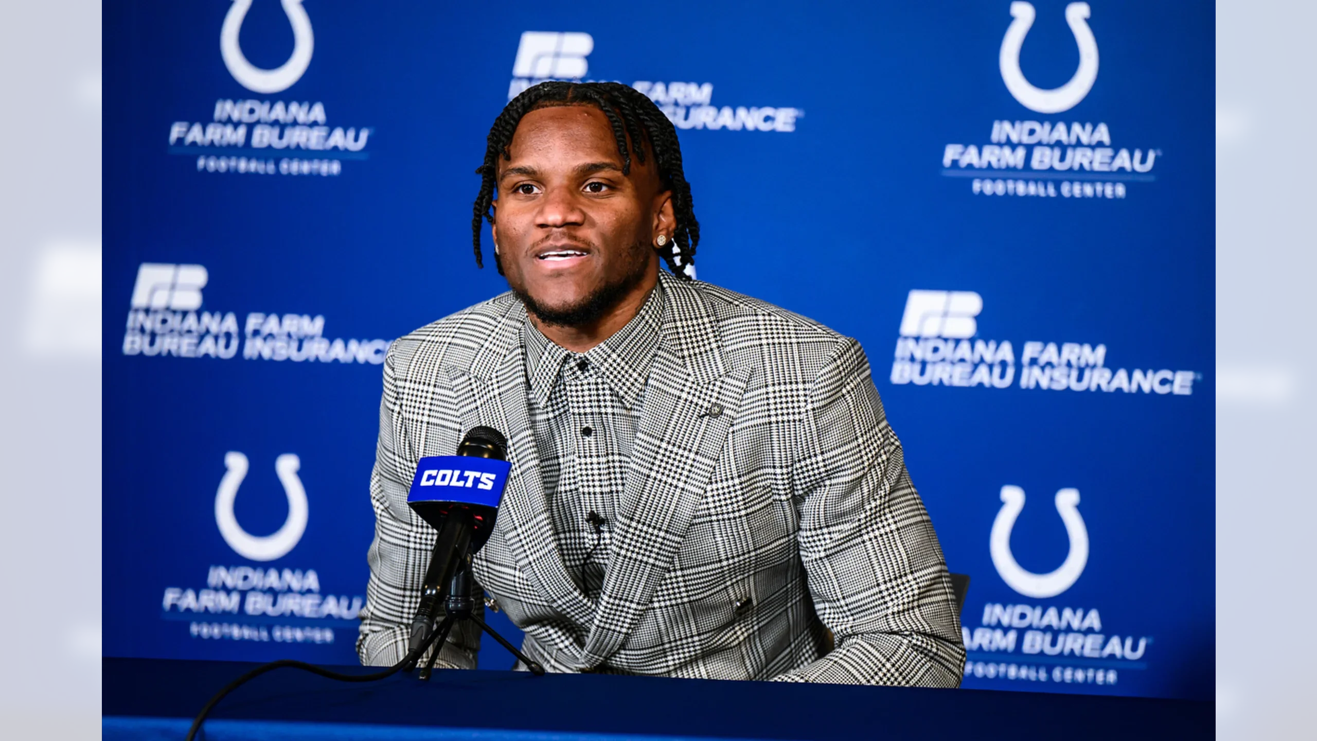 Charvarius Ward speaks to the Indianapolis media at his introductory press conference with the Colts