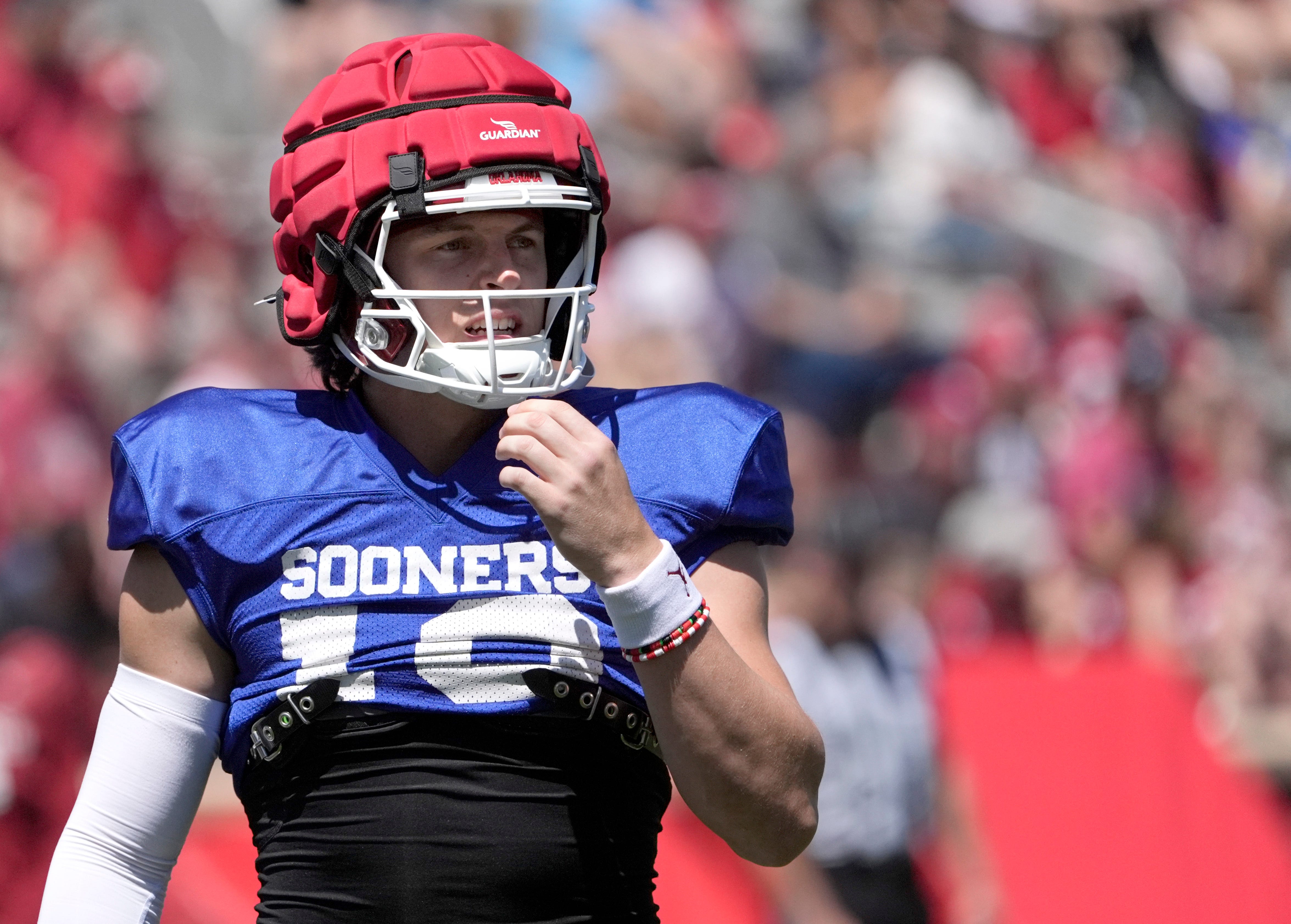 Oklahoma Sooners quarterback John Mateer