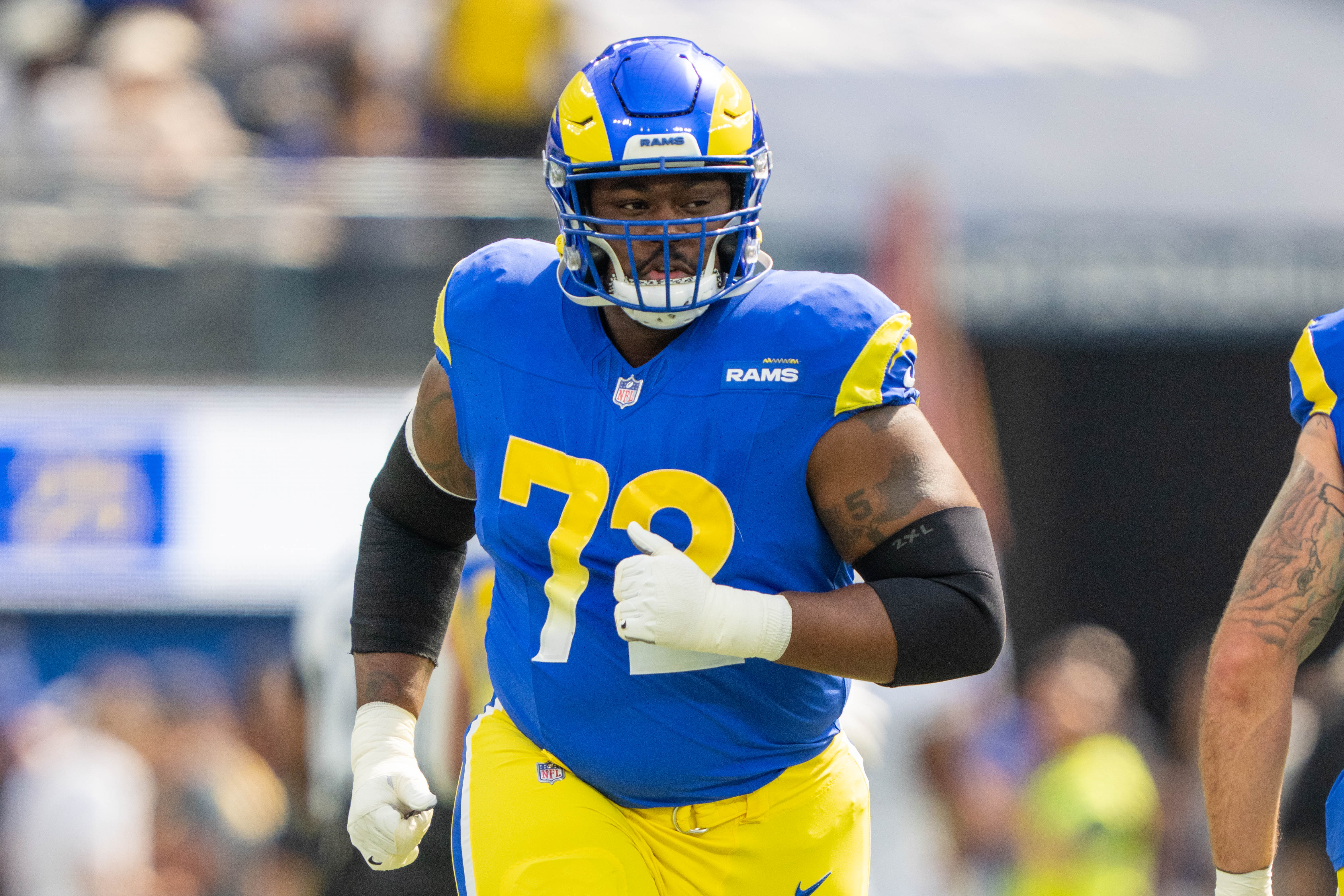 October 15, 2023; Inglewood, California, USA; Los Angeles Rams guard Tremayne Anchrum Jr. (72) before the game against the Arizona Cardinals at SoFi Stadium.