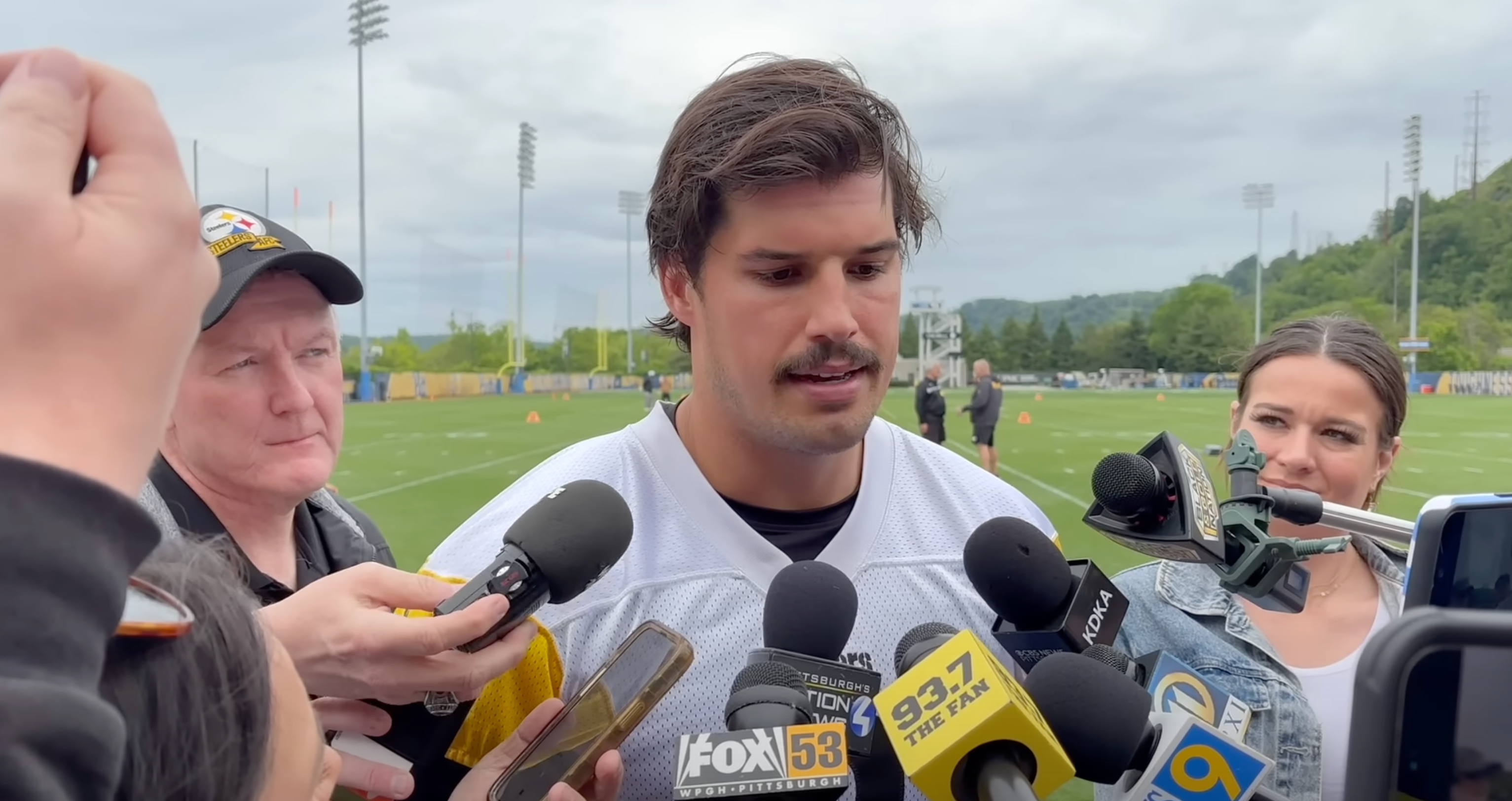 Pittsburgh Steelers quarterback Mason Rudolph addresses the media at day one of OTAs, 5/27/25.