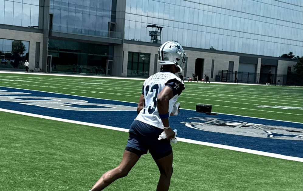 Dallas Cowboys WR George Pickens takes the practice field at OTAs.
