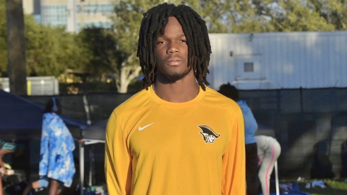 Four-star 2026 recruit WR Brandon Bennett