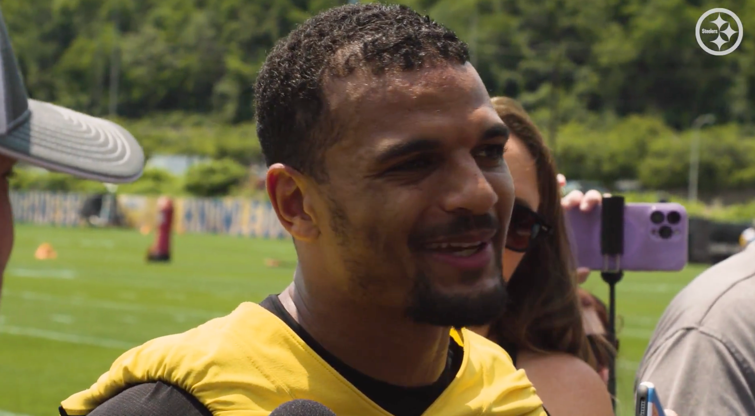 Pittsburgh Steelers safety Minkah Fitzpatrick addresses the media at OTAs, 6/3/2025.