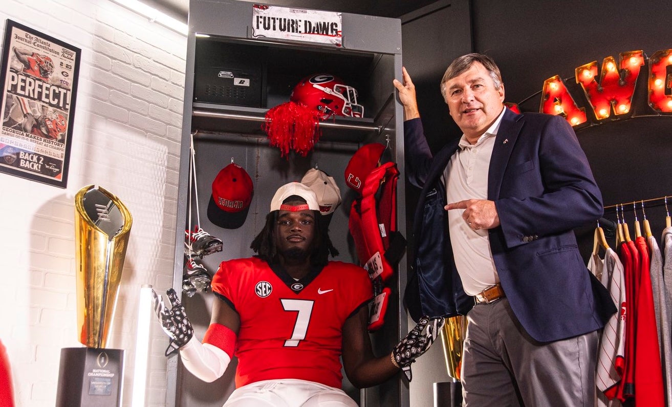 Georgia Bulldogs 3-star DL commit Seven Cloud visits with head coach Kirby Smart