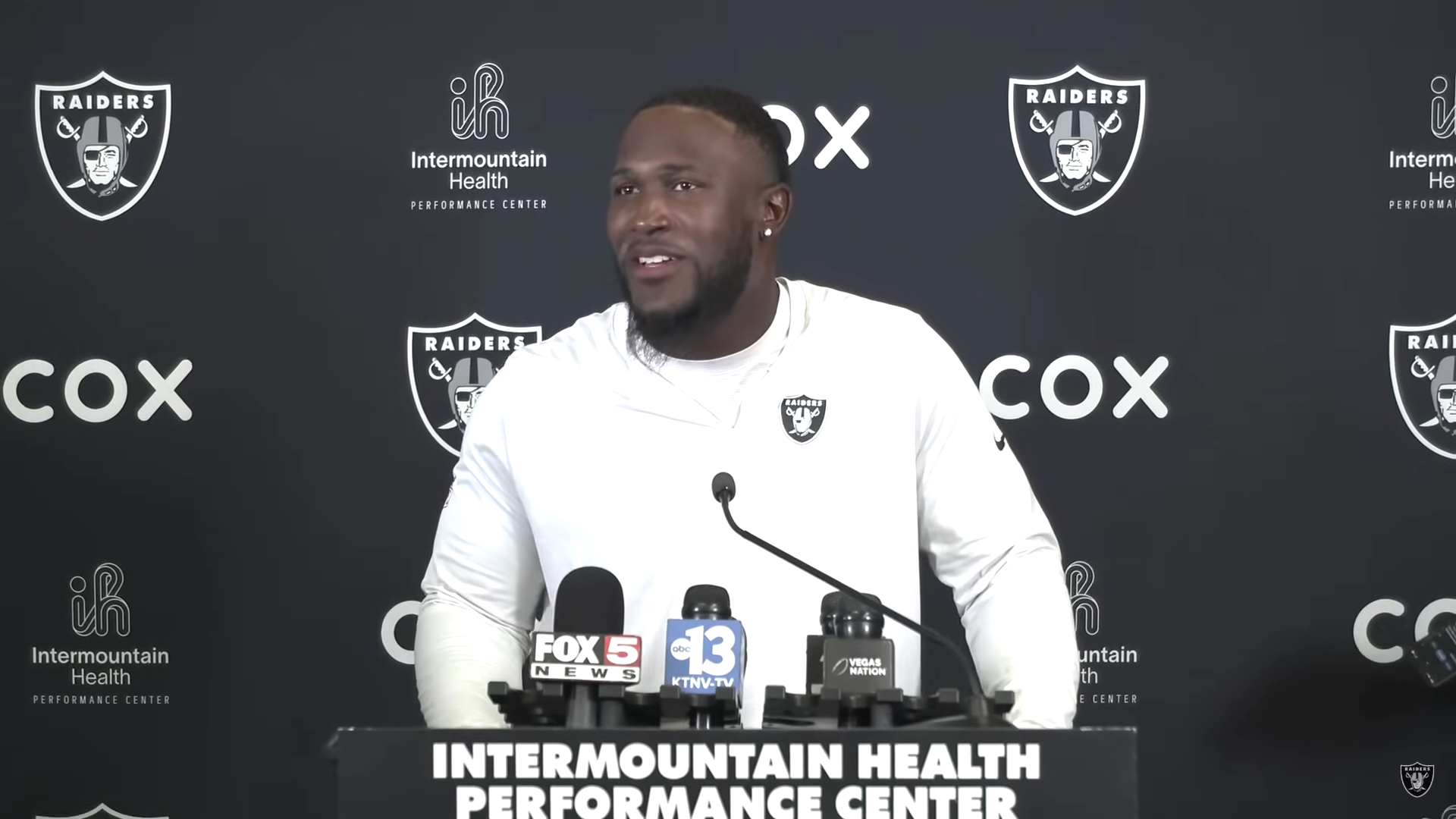 Las Vegas Raiders linebacker Devin White