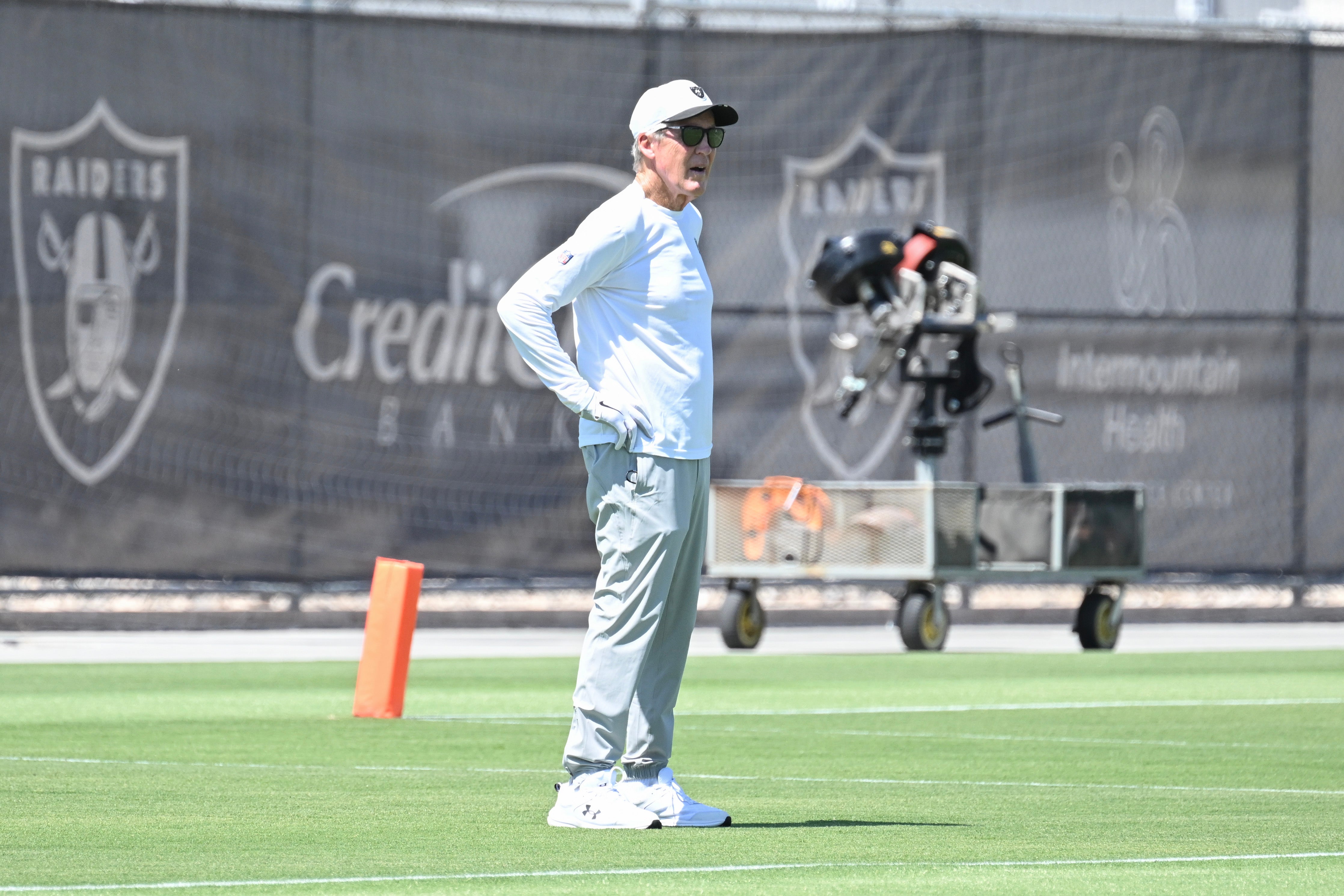Las Vegas Raiders head coach Pete Carroll
